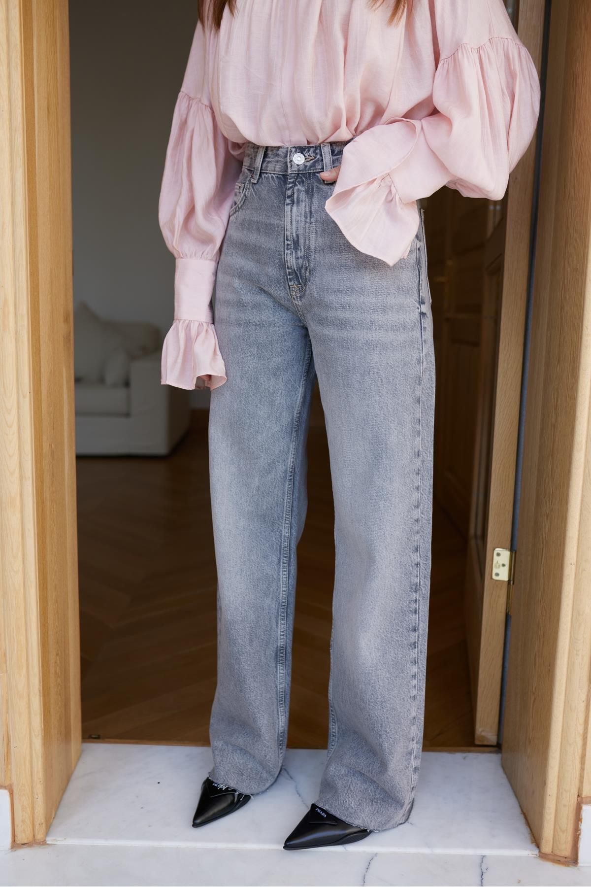 Askı Tekstil Gri Yüksek Bel Paçası Kesik Denim Pantolon