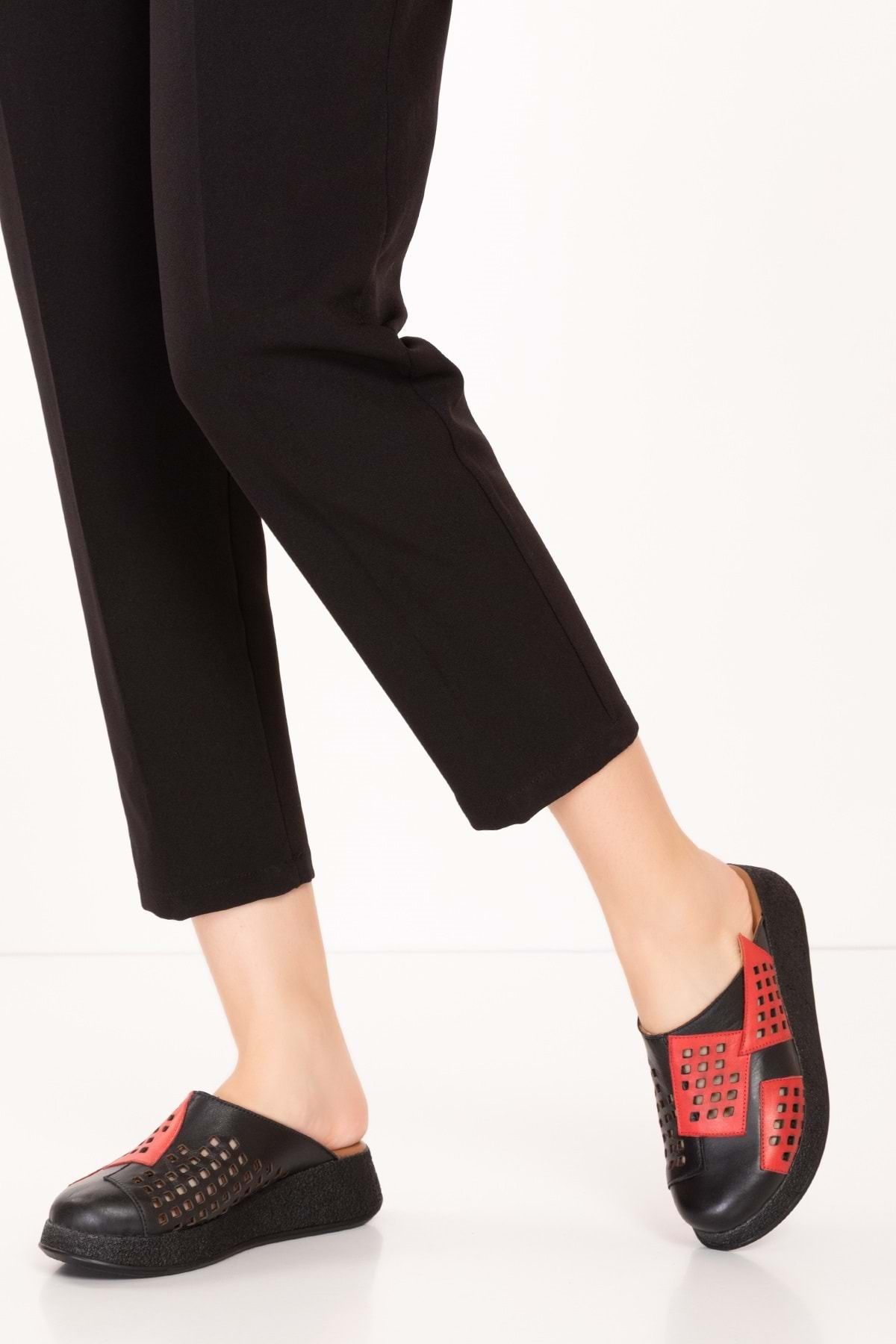 دمپایی سیاه زنانه برش لیزر واقعی خط پر کردن روزانه Slipper MLK.3229 Gondol
