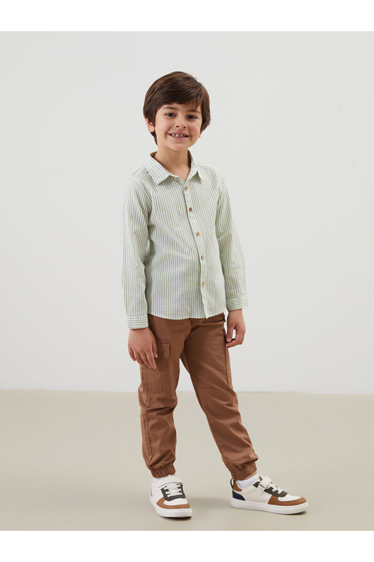 LC Waikiki Peak Yeni Sezon Uzun Kollu Çizgili Erkek Bebek Gömlek fotoğrafı 2 (önizleme)