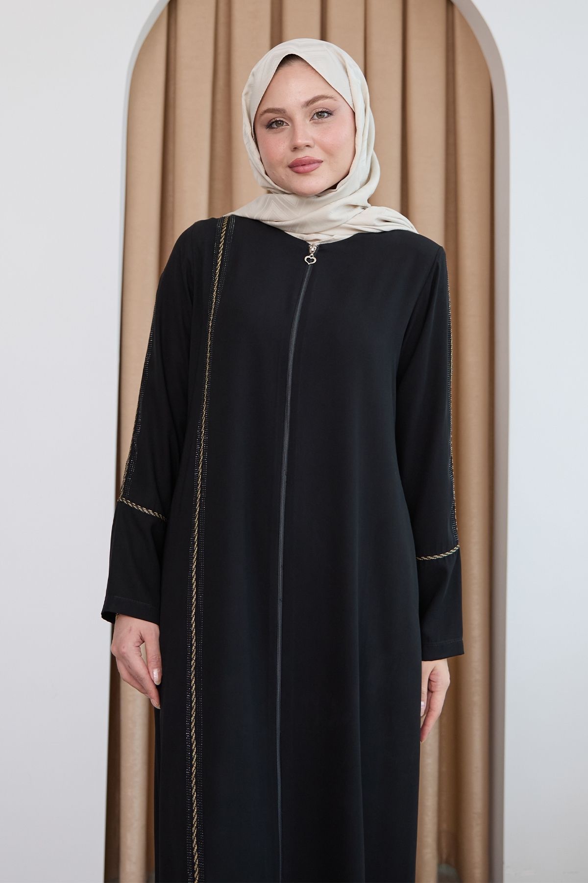 InStyle-Black Ferace with Colorful Stripe from Top to Bottom 2