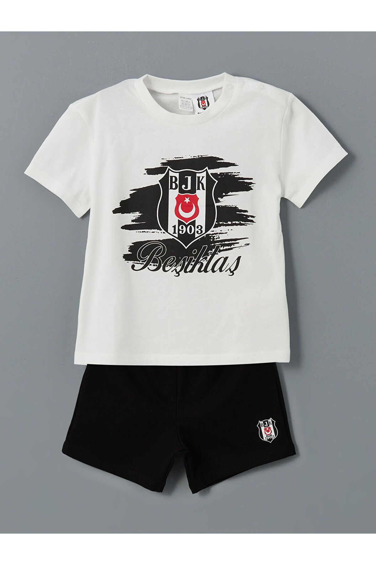 LC Waikiki Beşiktaş Baskılı Erkek Bebek Şortlu Takım