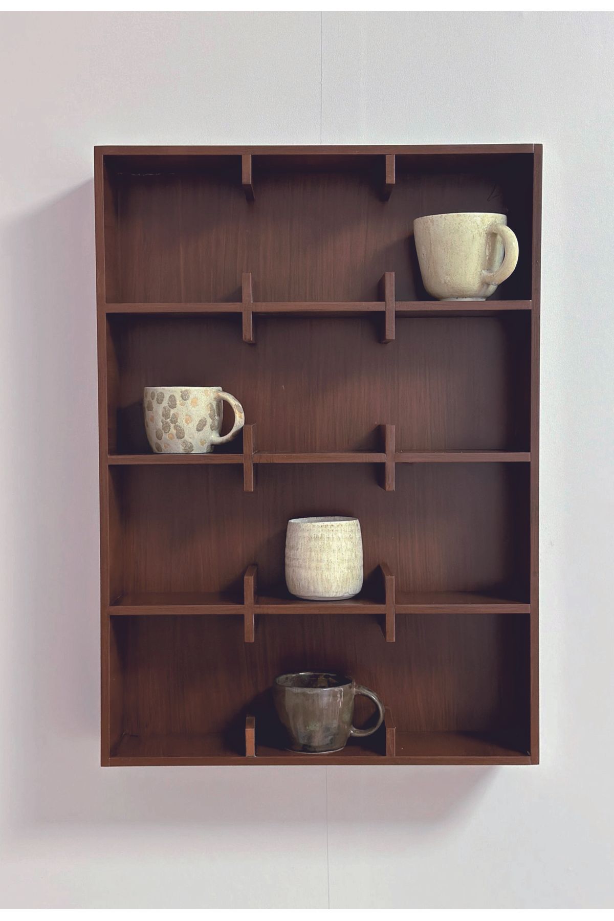 Renklendir Hayatını Fincan Rafı Ceviz Boyalı mdf 56cm x 40 cm dekoratif