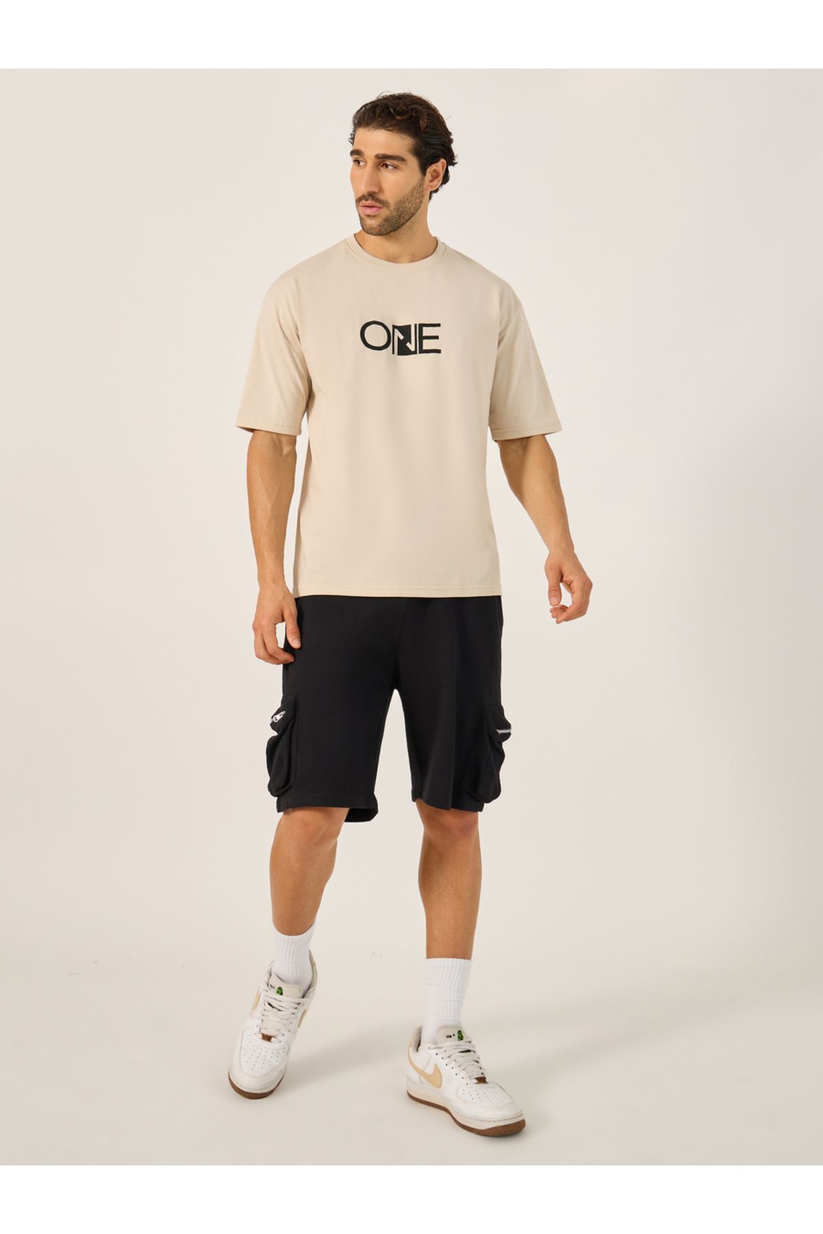 Styli-Minimal Print Oversized Cotton Rich T-Shirt 2