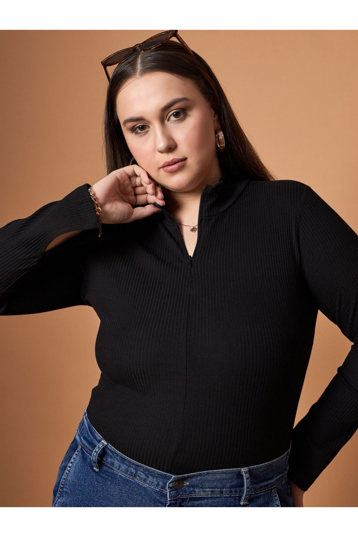 Sassafras By Styli-Plus Size Rib Knit Front Zipper High Neck Top 1