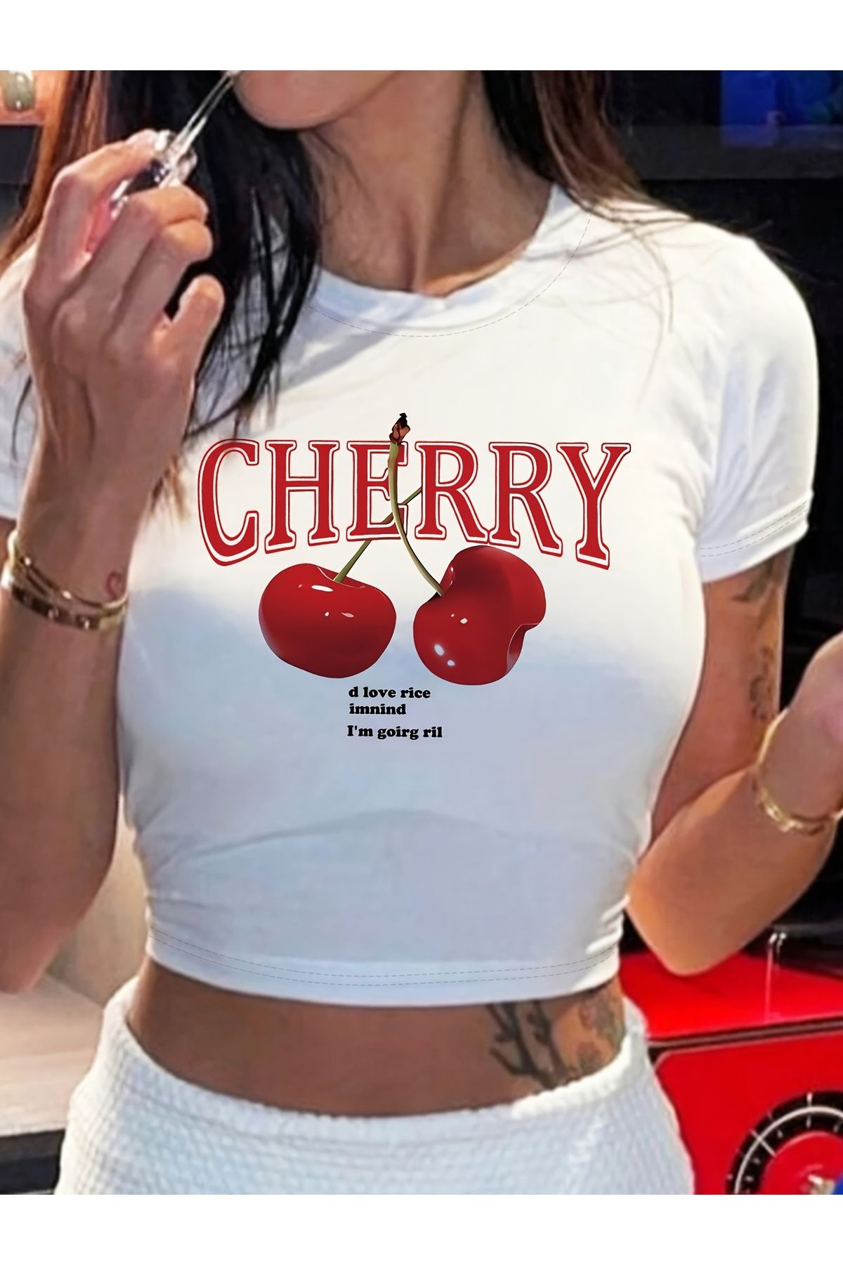 Let's Wear Cherry Baskılı Bisiklet Yakalı Kadın Crop T-shirt