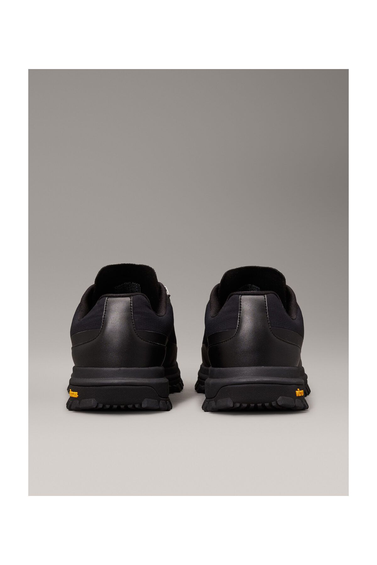 Calvin Klein-VIBRAM TOOTH RUNNER IN HI TECH 6
