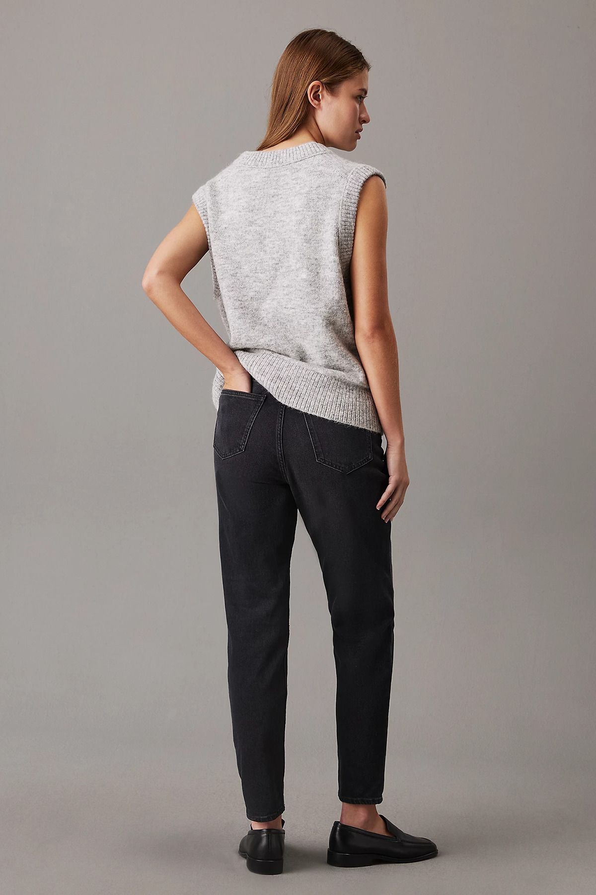 Calvin Klein-Women's Mom Jean - Stylish and Comfortable Design 3