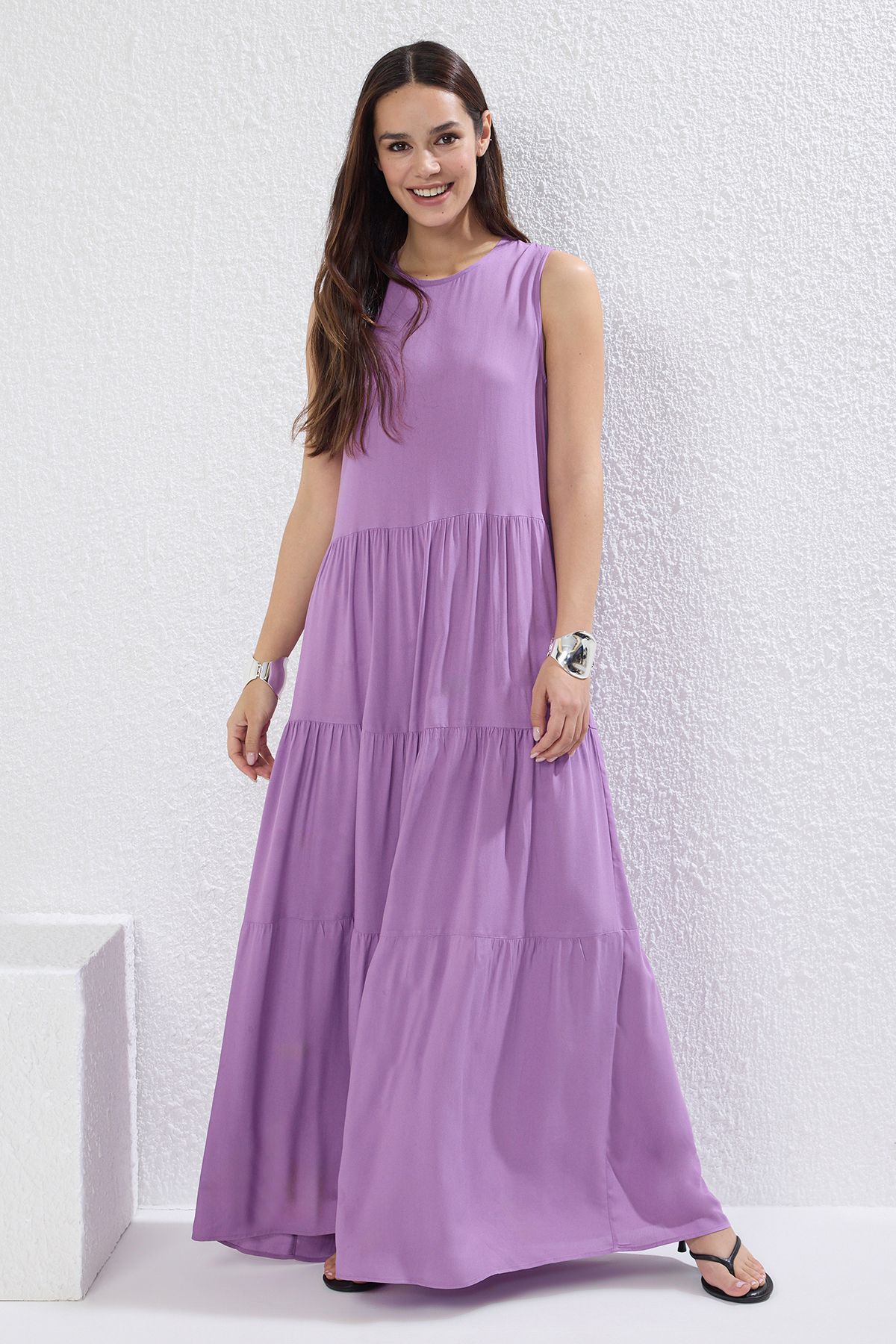 Trendyol Collection Fioletowa Szeroka Sukienka Maxi Bez Rękawów Z Tkaniny Kobieta - 34