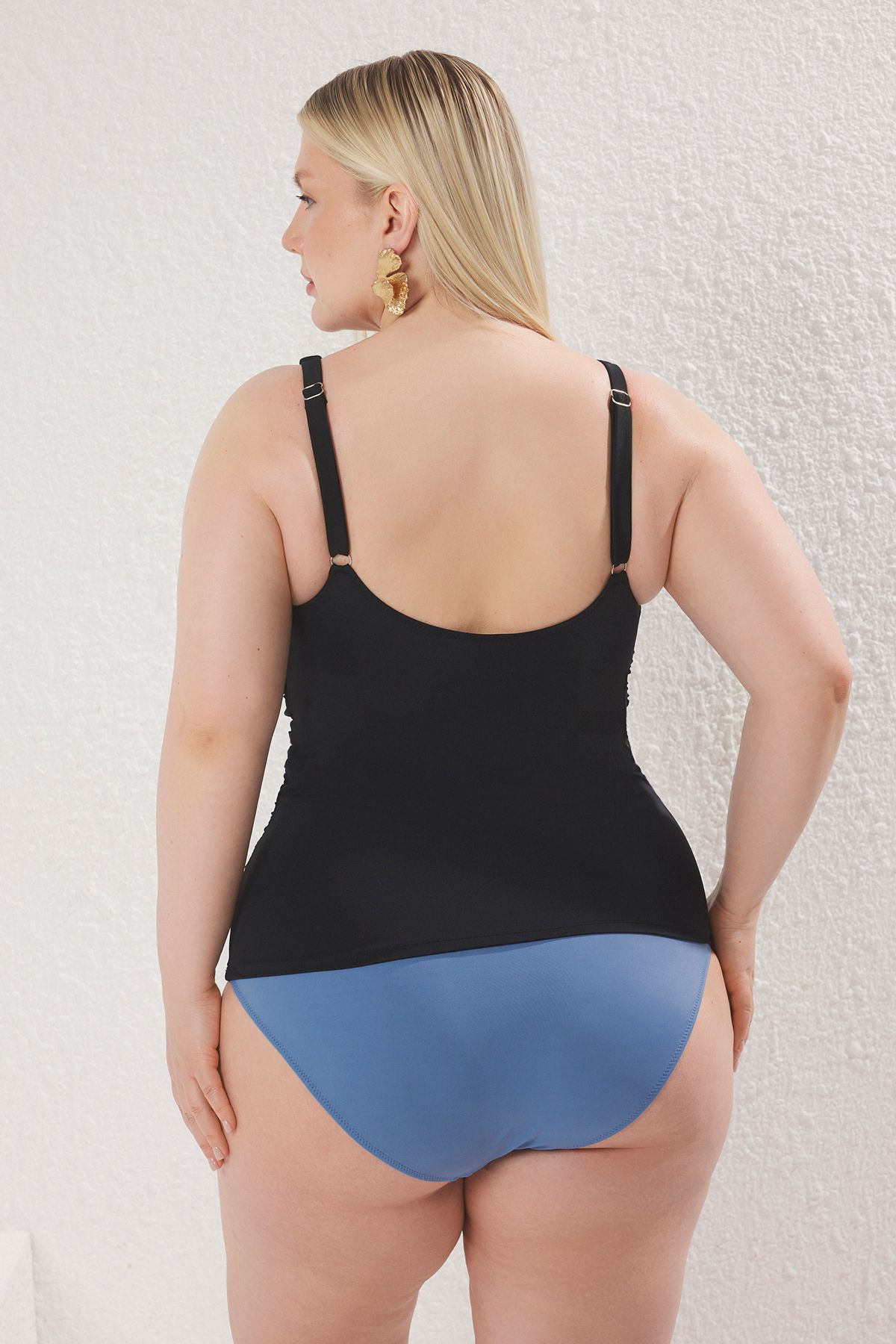 Trendyol Curve-Black Deep V Neck Plus Size Tankini Top Tbbss25Ct00012 5