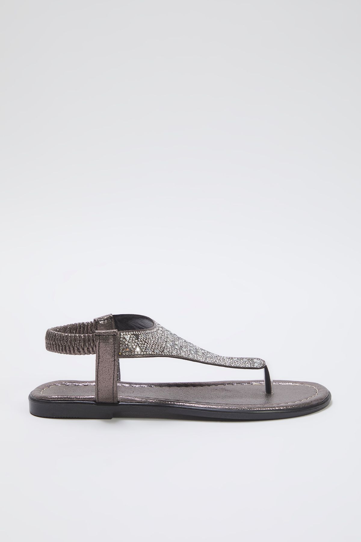TRENDYOL SHOES-Antracit ezüstös kő részletes flip-flop stílusos női szandál TAKSS25SD00009 3