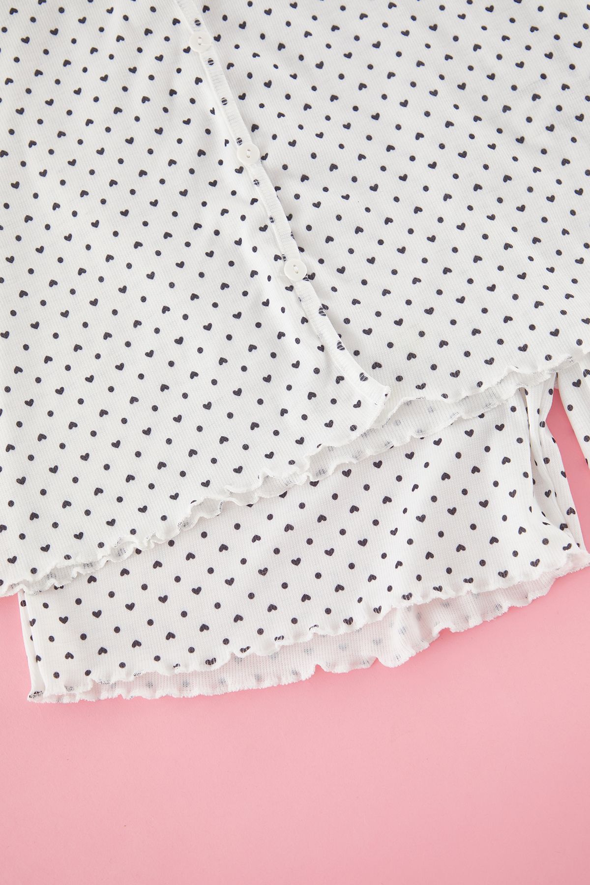 Trendyol Curve-Ecru Heart Pattern Buttoned Camisole Shorts Knitted Pajamas Set Tbbss25Ai00104 6