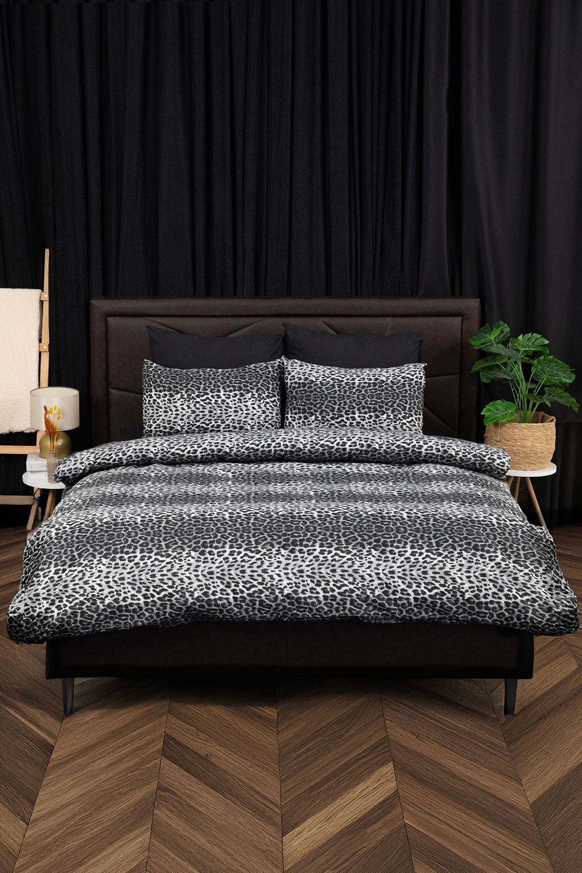 FAVORA-Black Leopard Patterned Double Duvet Cover Set with Elastic Sheets 6