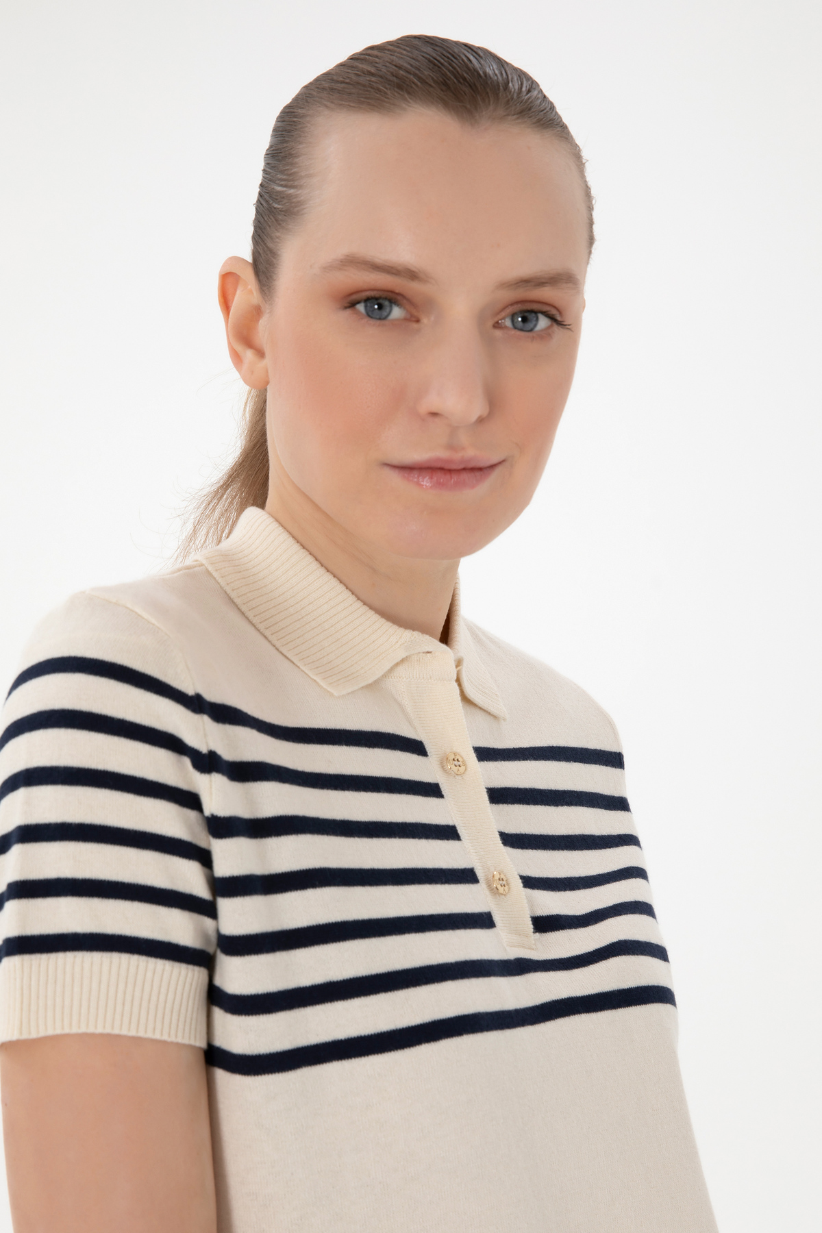 U.S. Polo Assn.  Kadın Lacivert Polo Yaka Çizgili Triko Tişört 50306479-VR071 - Görsel 2