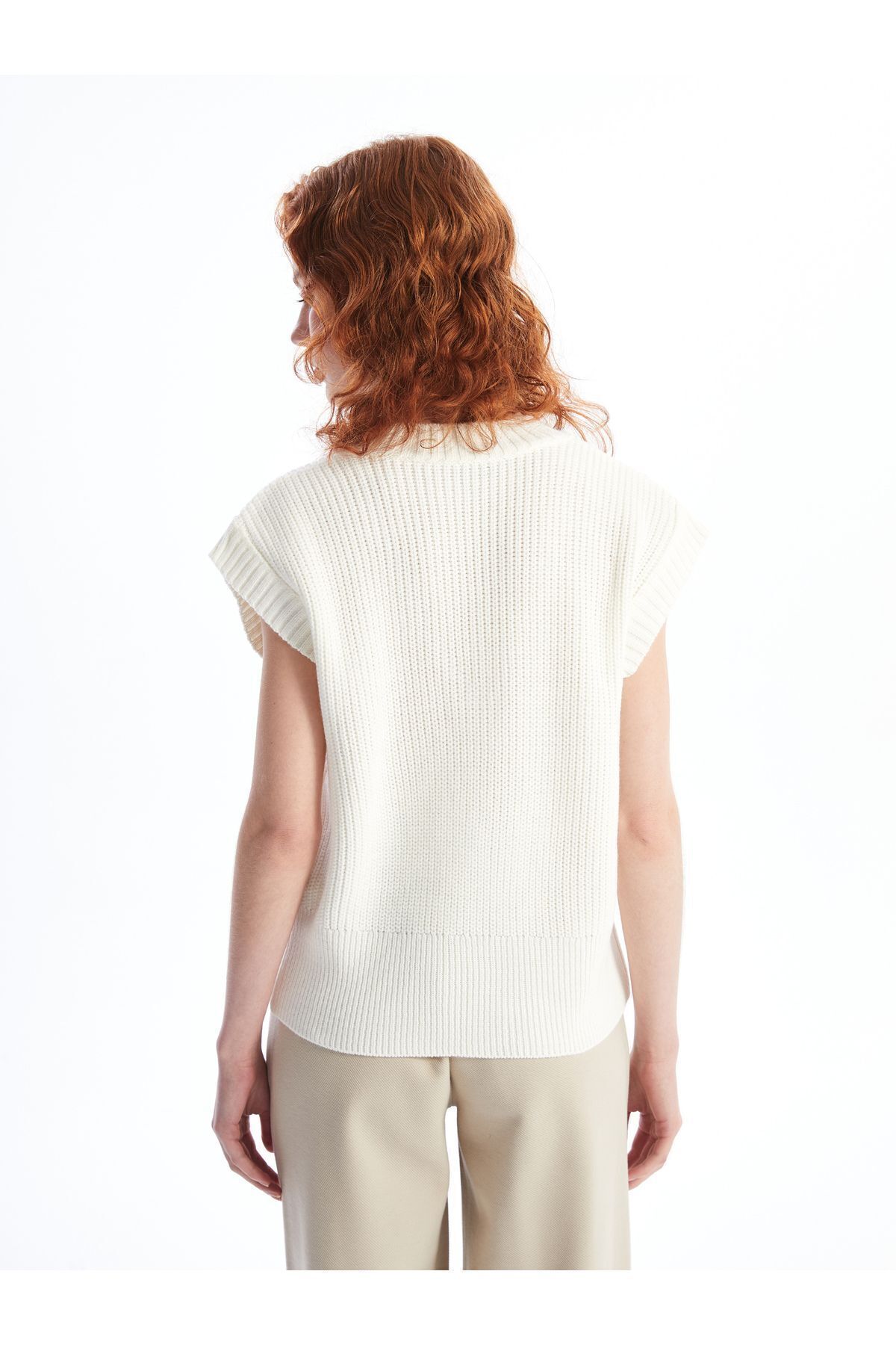 LC Waikiki-Damen-Strickpullover mit V-Ausschnitt – strukturiertes Design 4