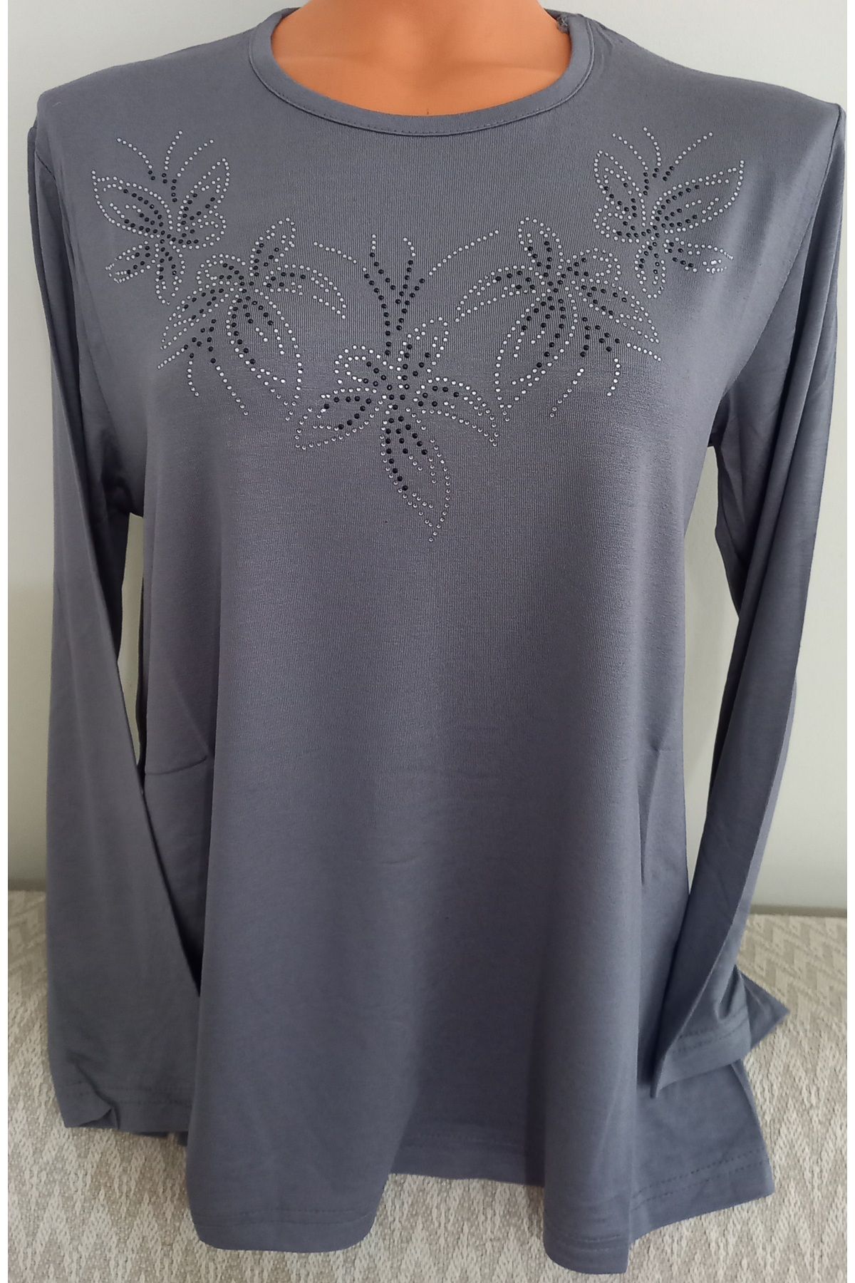 Anne-Gray Long Sleeve Mother Blouse and Rhinestone Long Sleeve Luminous Blouse 6