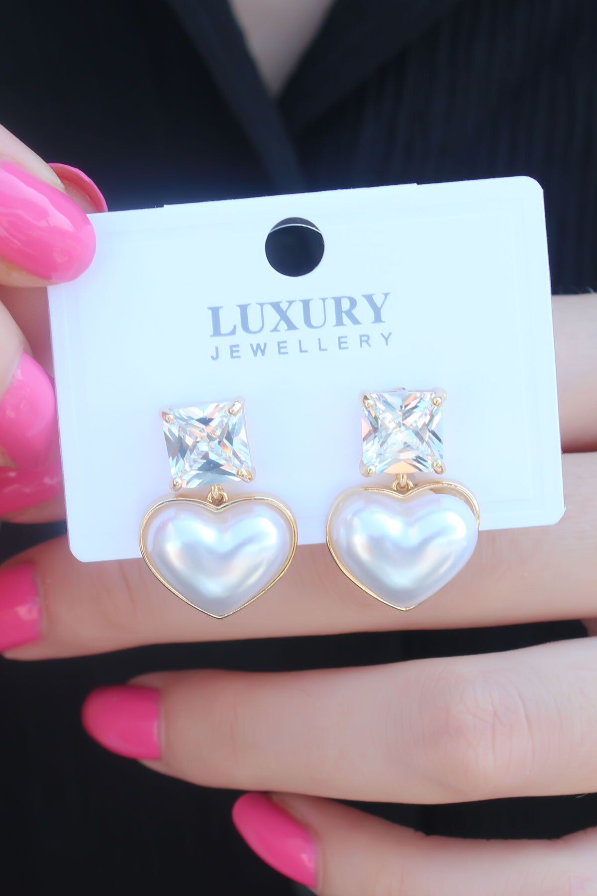 BZK ACCESSORİES Gold Renk Kalp Model Zirkon Taşlı Pirinç Kadın Küpe