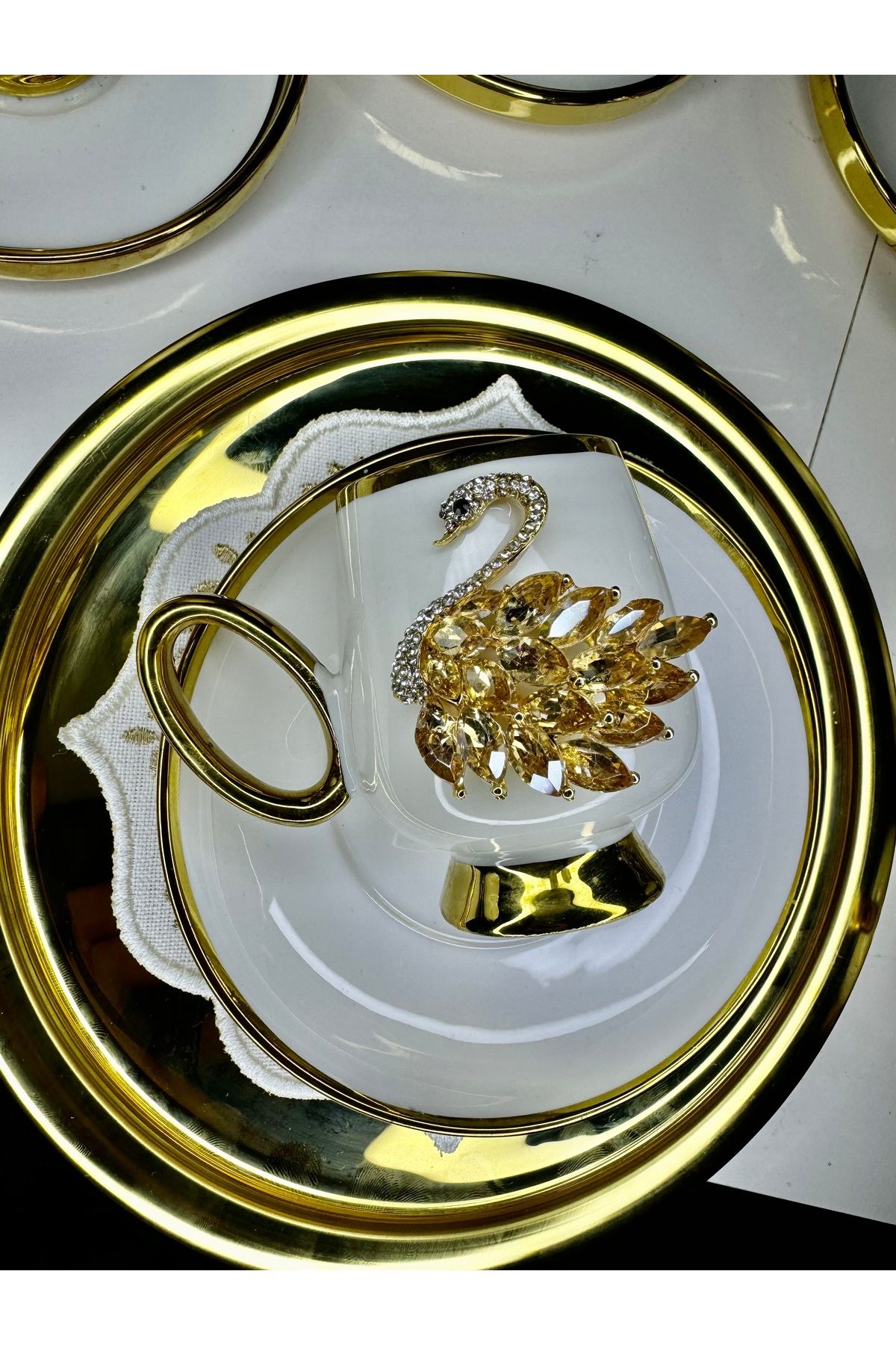 EŞİYOK-Special Design Crystal Stone Gold Swan Decorated Gold Detailed Coffee Cup 2