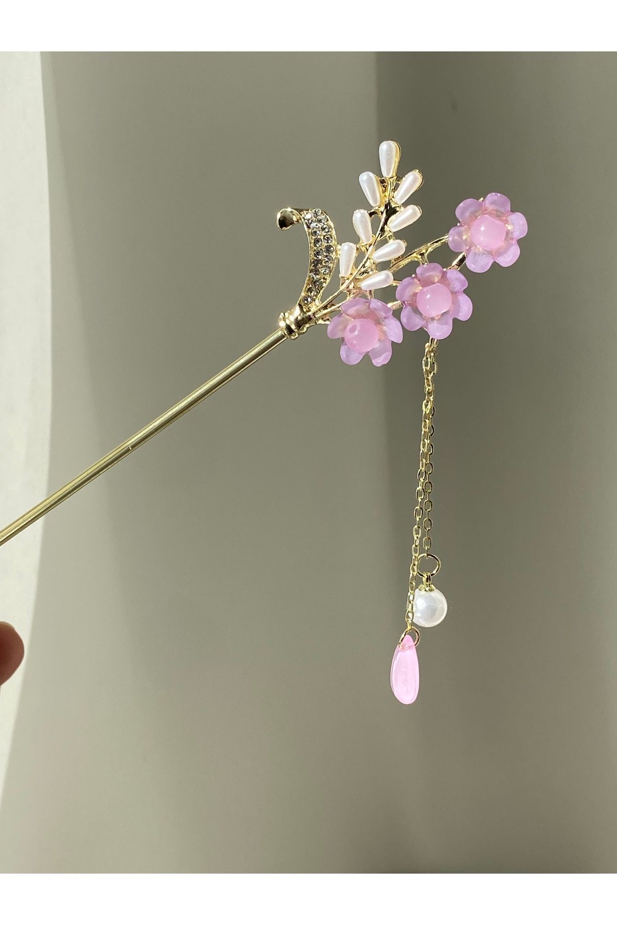 Twinssis Accessories-Elegant Metal French Bun Stick with Dangle Flower Detail 1