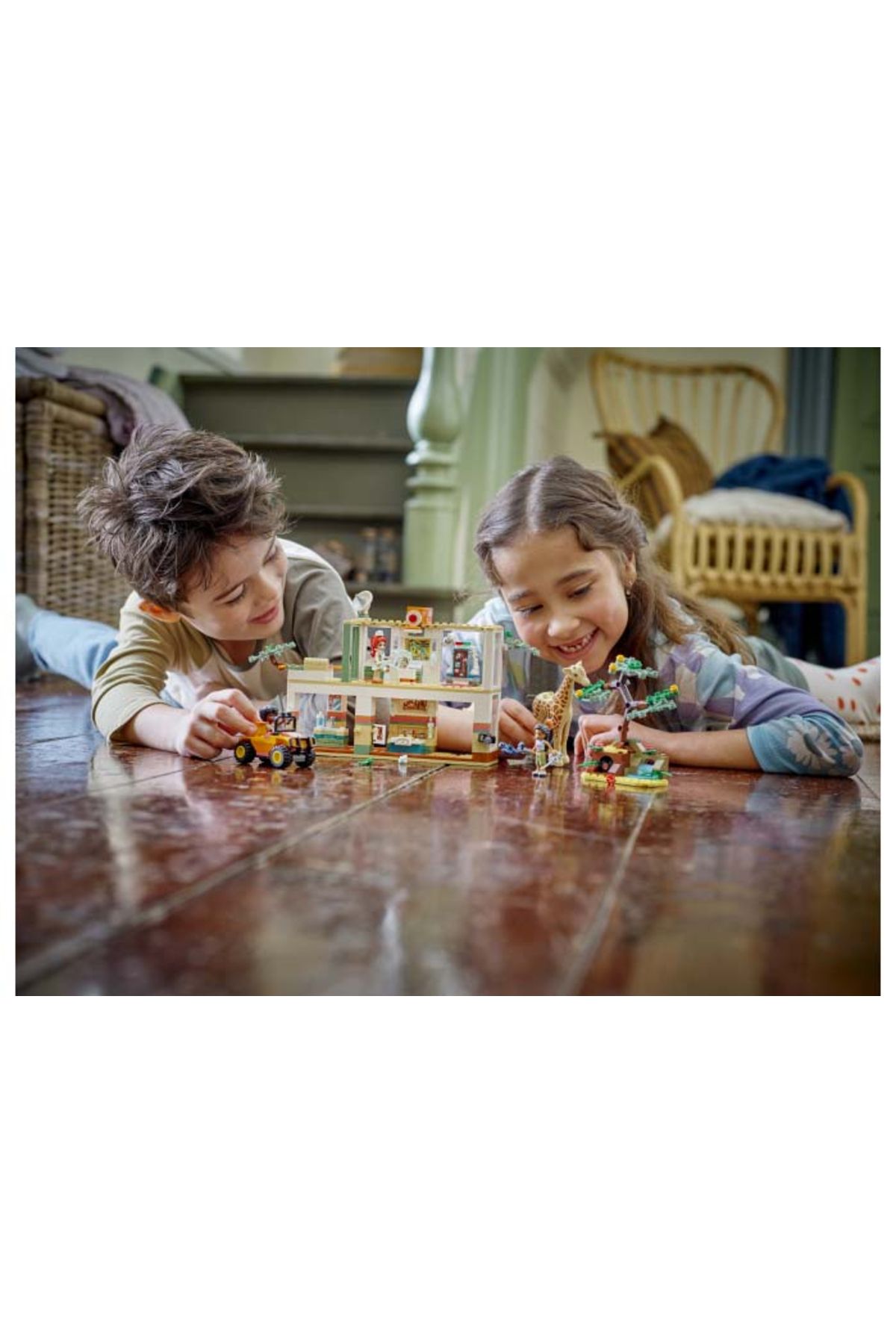LEGO-LEGO FRIENDS SALVAREA ANIMALELOR SALBATICE CU MIA 41717 6