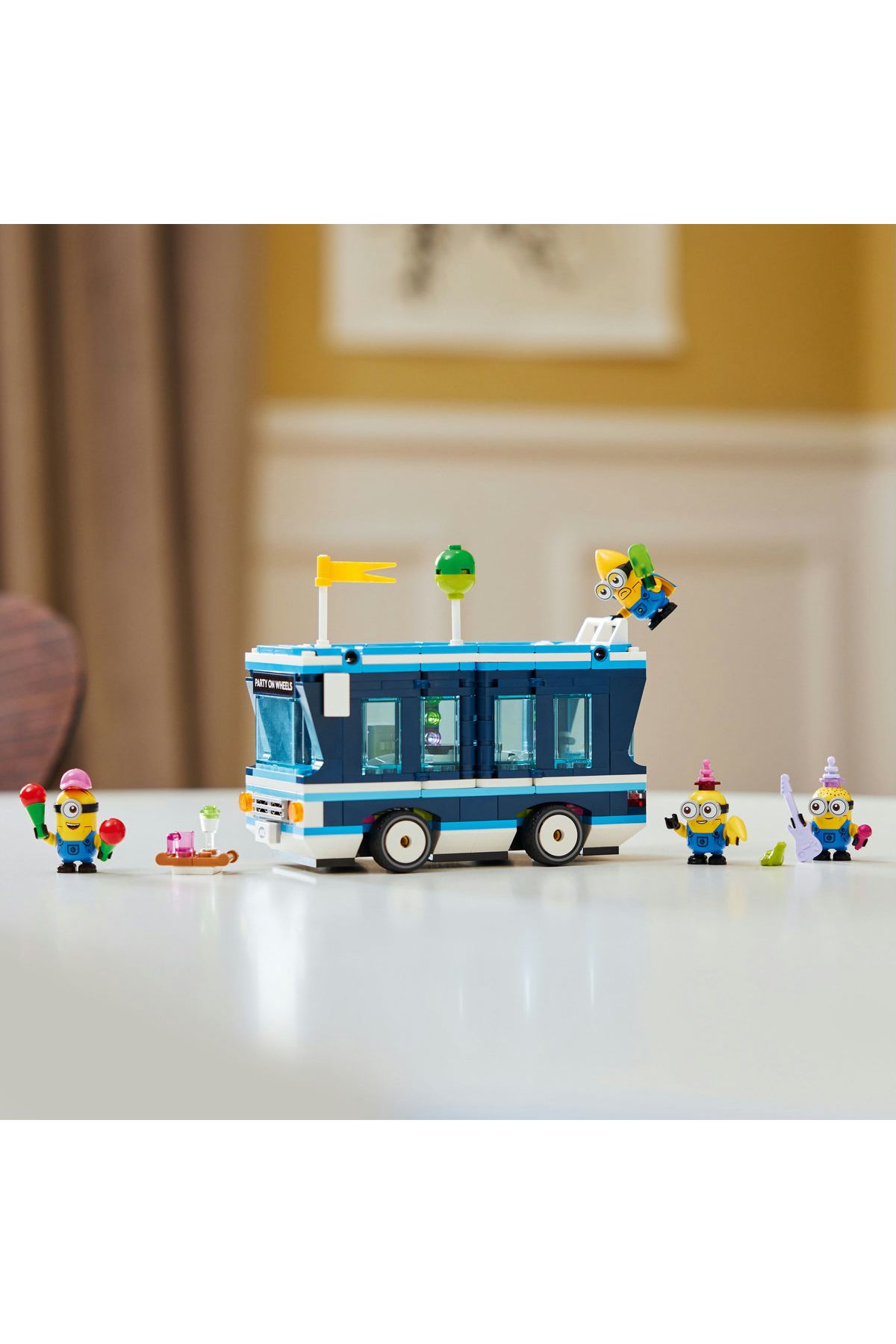 LEGO-Despicable Me Set de autobuz muzical pentru minioni de la 4 la 7 ani și peste 75581 (379 piese) 6