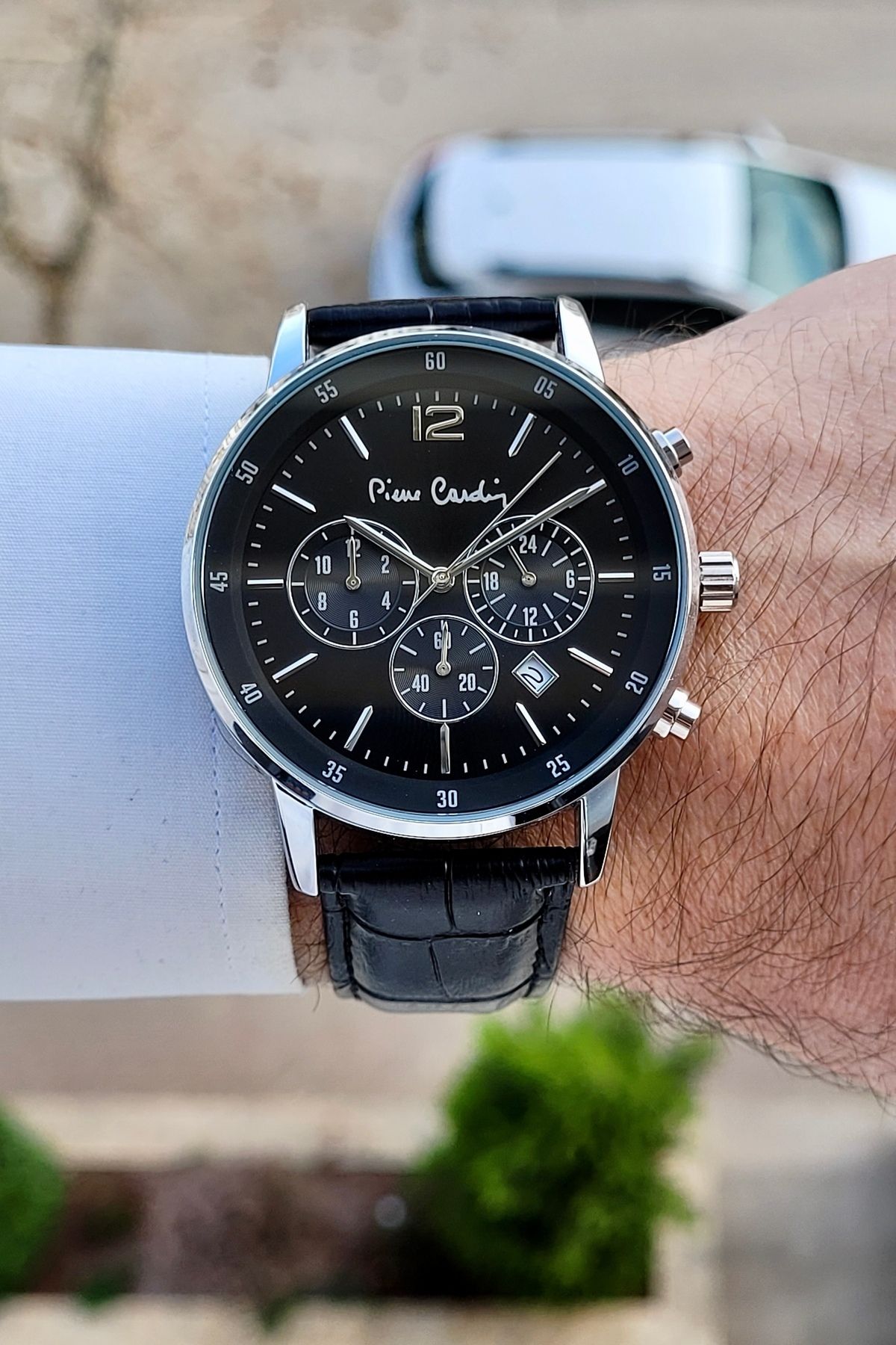 ساعت مردانه 44 میلی متری با قاب فلزی رنگ مشکی 2 سال گارانتی Pierre Cardin
