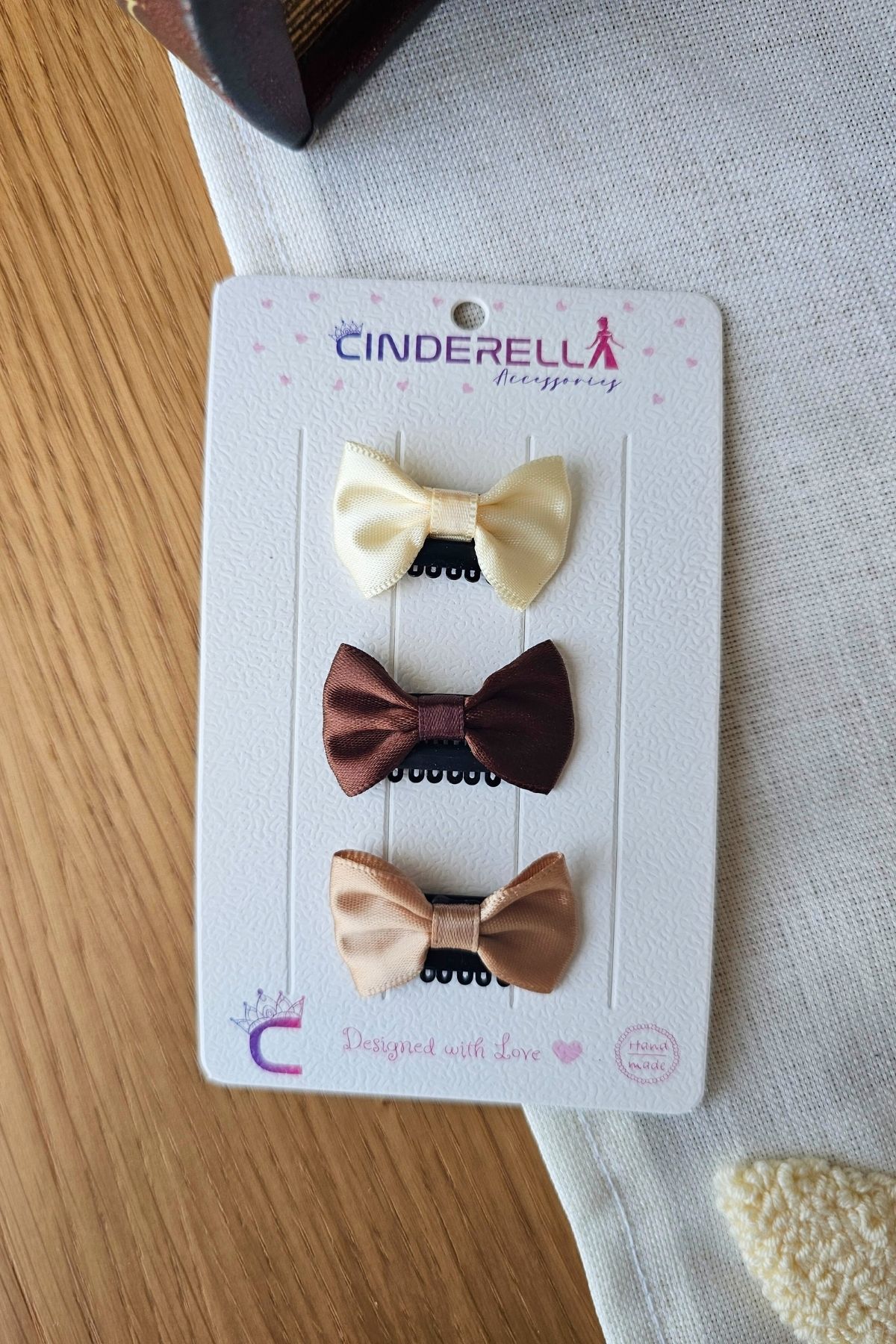 Cinderella-3-Piece Bow Soft Baby Buckle - Set of Buckles for Babies with Less Hair and Newborns 1