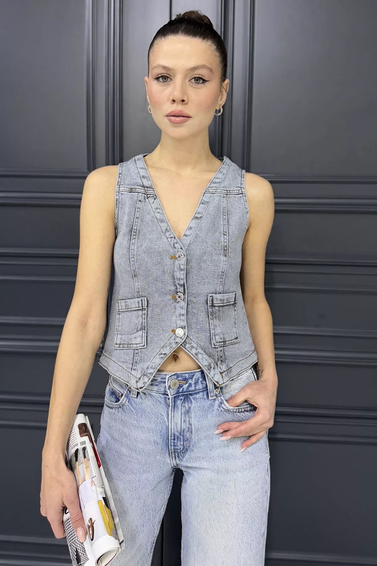 GÜLSELİ-Gray Women's Pocket Jean Denim Vest 2