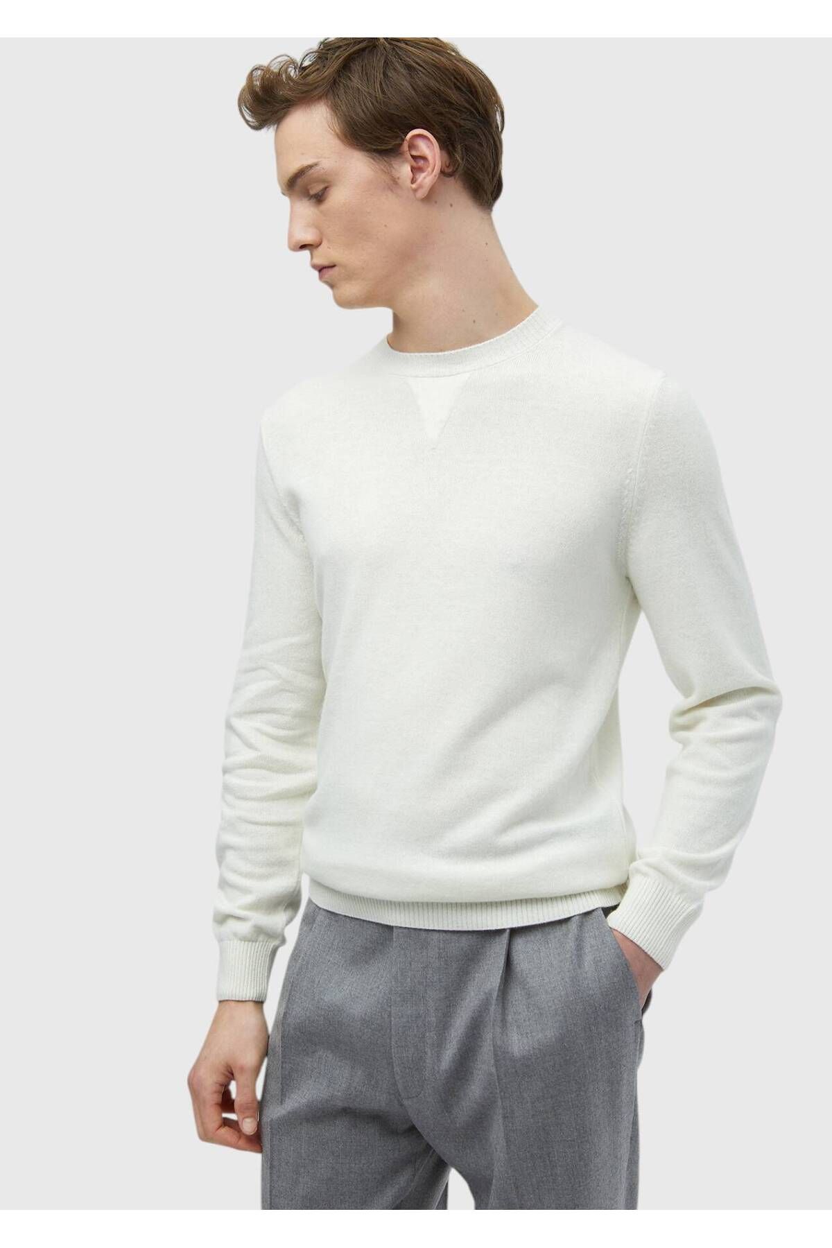 Ramsey-Ecru Crew Neck Plain Knitted Wool Blended Knitwear 4