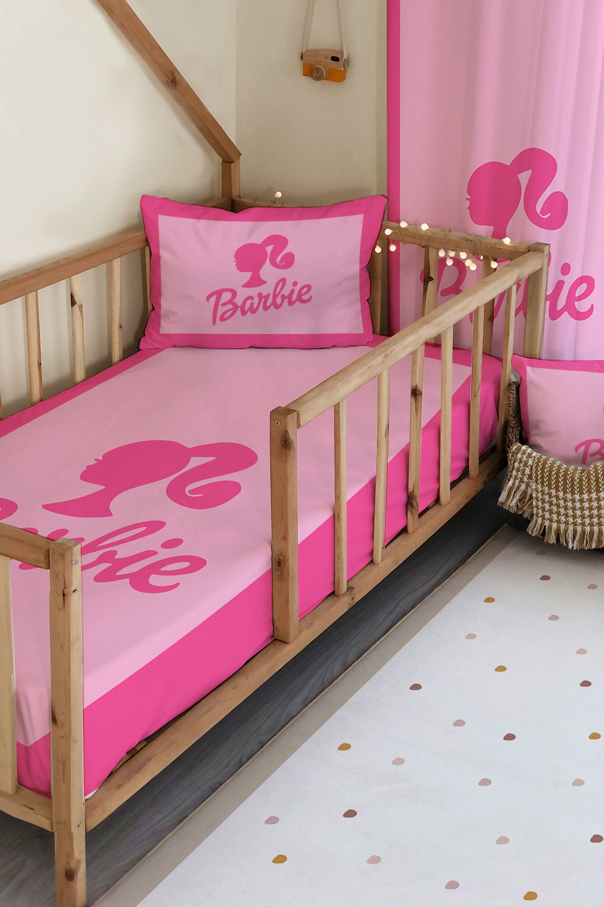 milroma MİLROMA Prenses Desen Kadife Doku Bebek ve Çocuk Yatak Örtüsü  Pembe