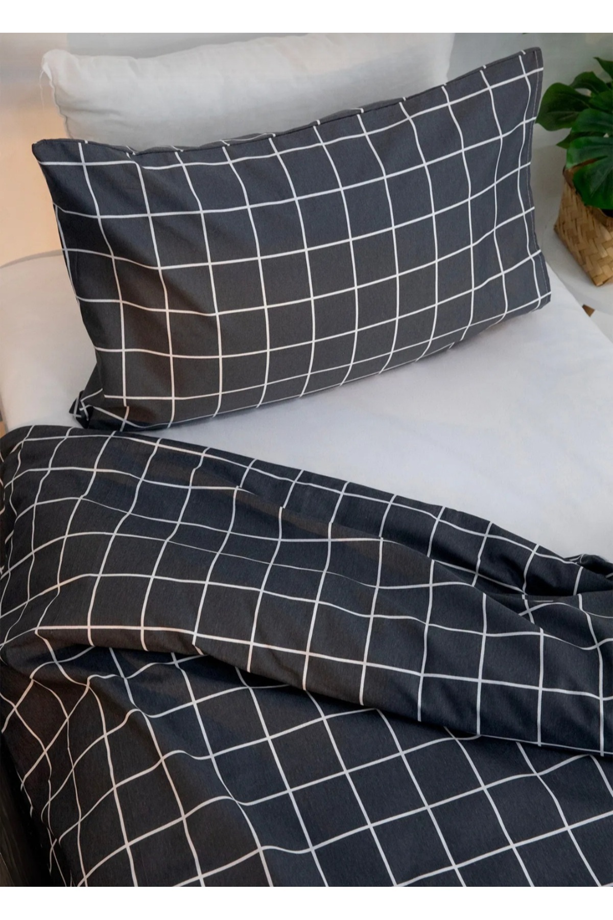 Totem-Single Patterned Duvet Cover Set with Elastic Sheet and 1 Pillowcase 1