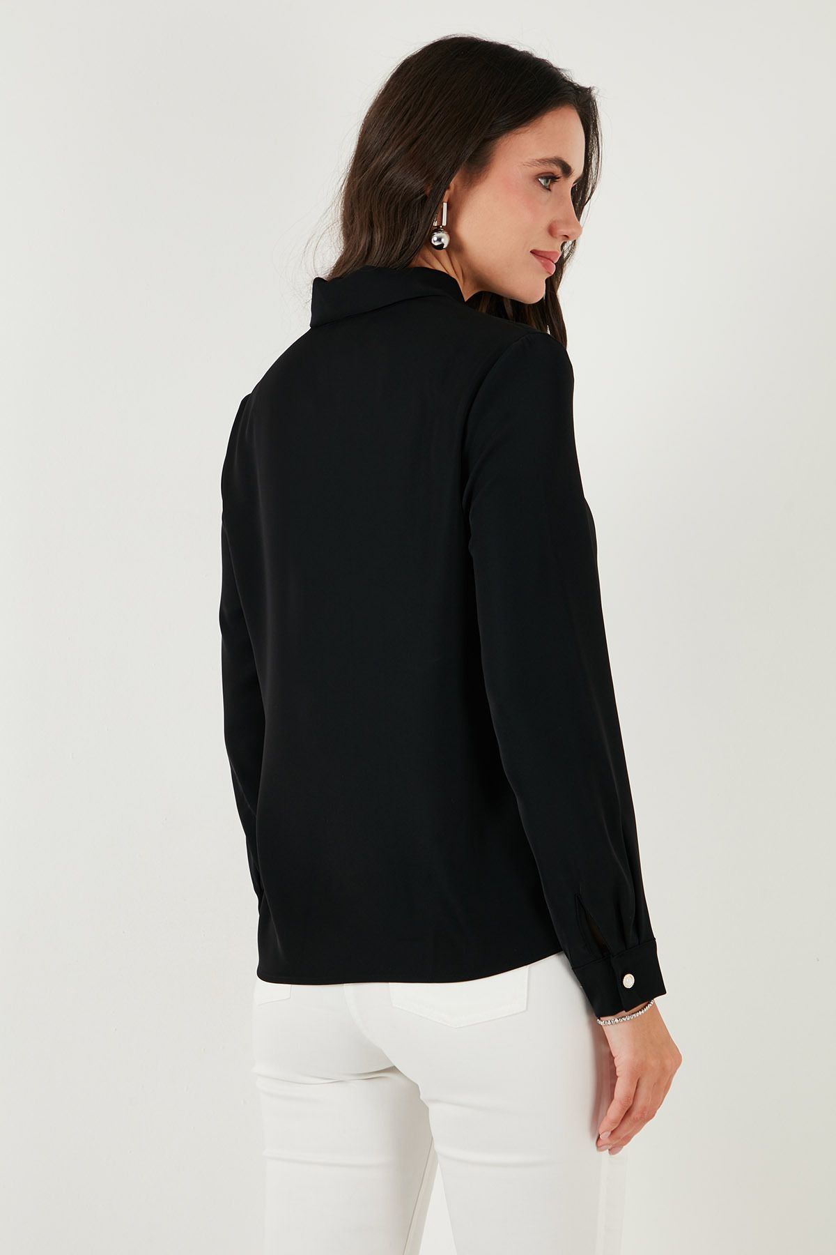 Lela-Standard Fit Rhinestone Button Scarf Collar Long Sleeve Shirt Shirt 611Go00333 7
