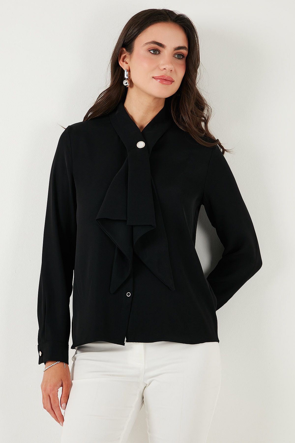 Lela-Standard Fit Rhinestone Button Scarf Collar Long Sleeve Shirt Shirt 611Go00333 2