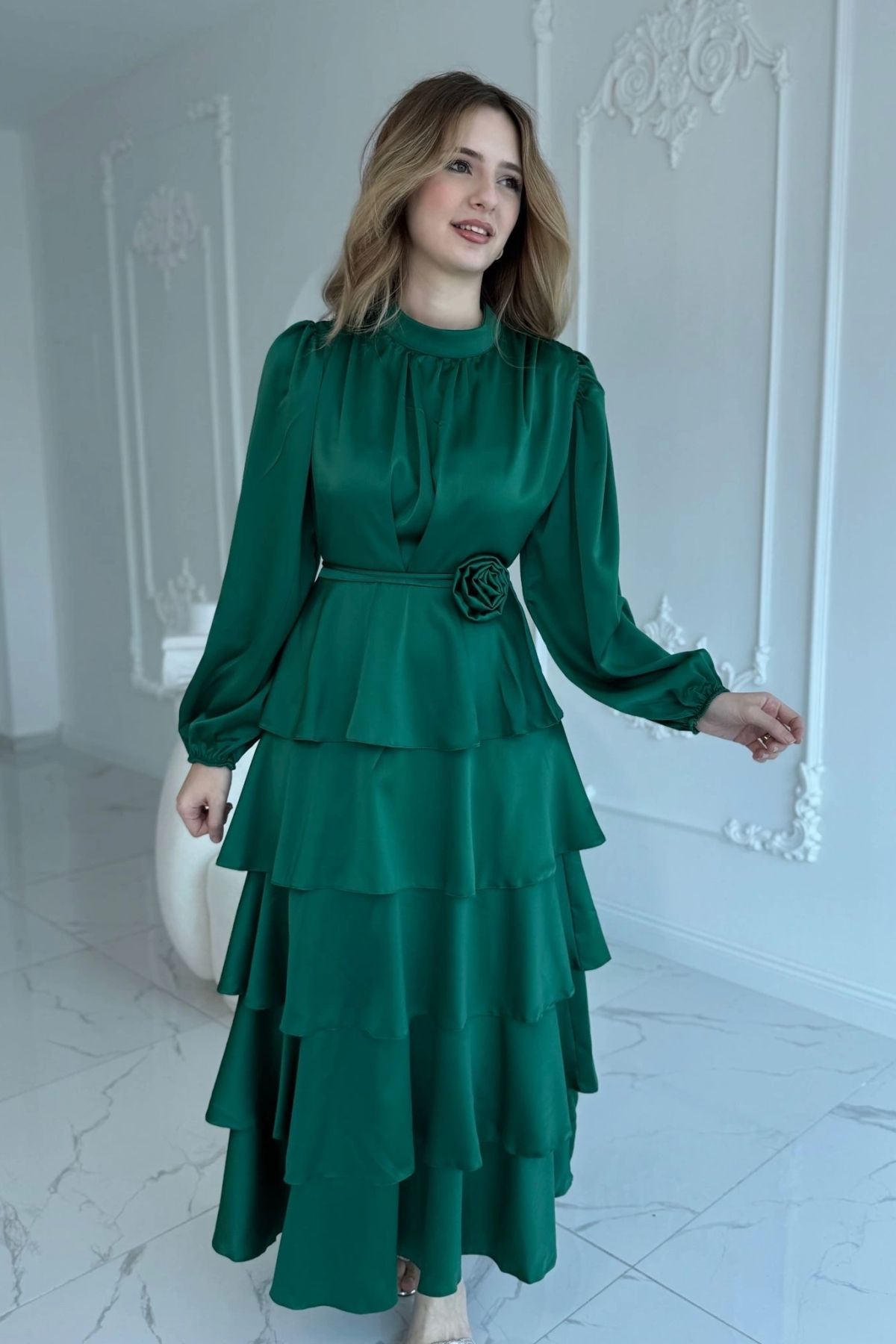 HELİS BUTİK-Layered Emerald Rose Belt Detailed Satin Dress 5