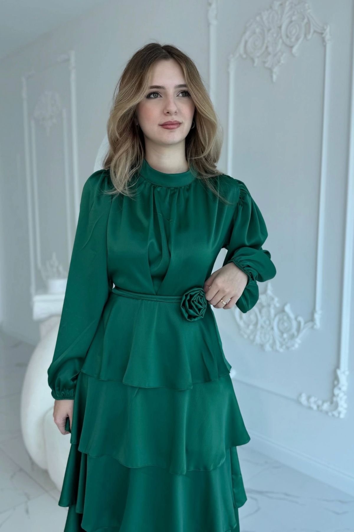 HELİS BUTİK-Layered Emerald Rose Belt Detailed Satin Dress 1