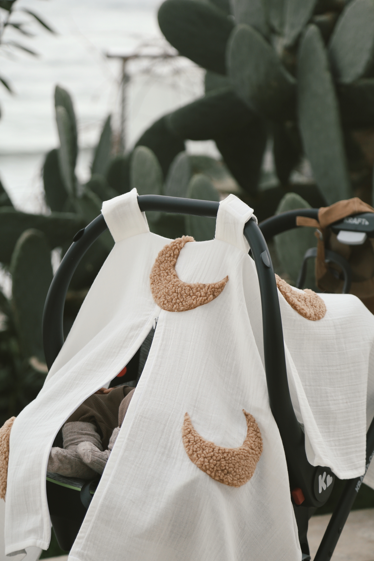 DERY BABY Teddy Ay Fermuarlı 2 Kat Müslin Puset Örtüsü fotoğrafı 2 (önizleme)