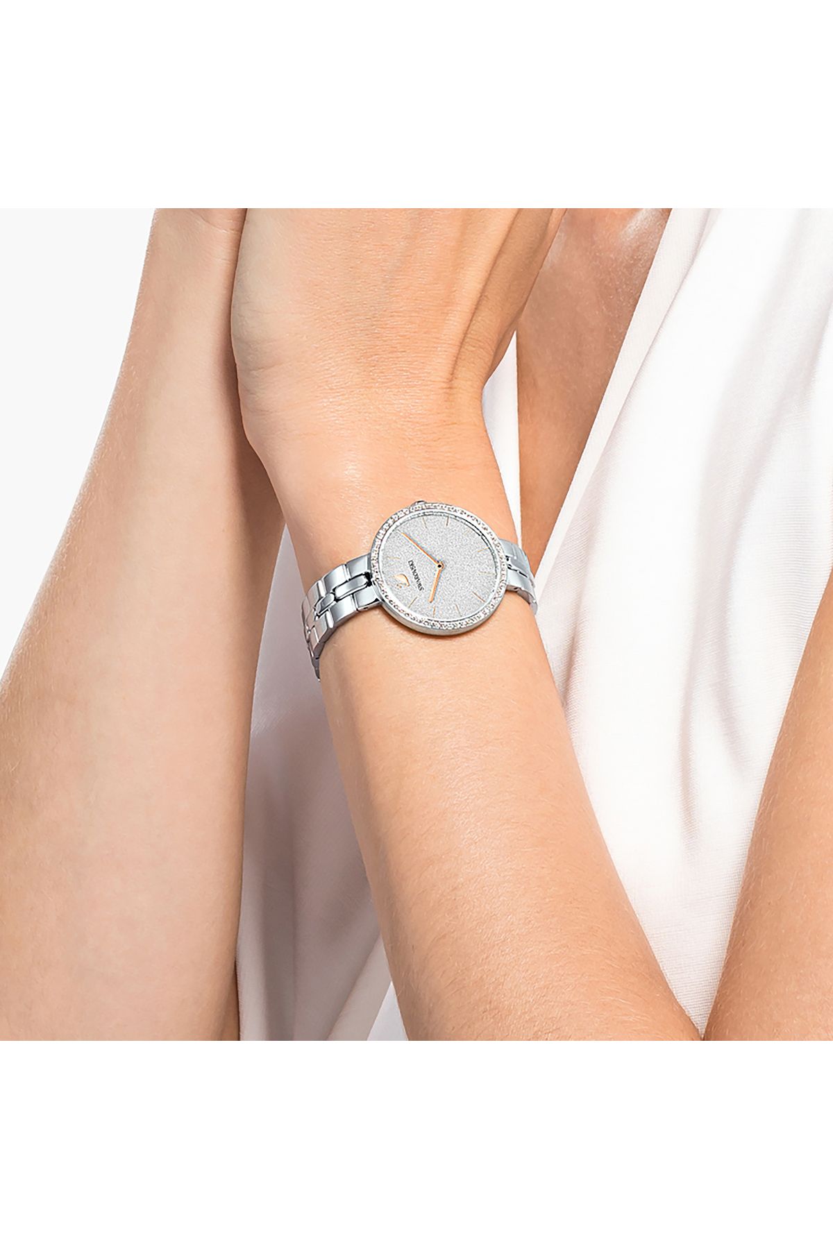 ساعت نارنجی زنانه Pave Cosmopolitan Mb Sts sil sts 5517807 را تماشا کنید Swarovski