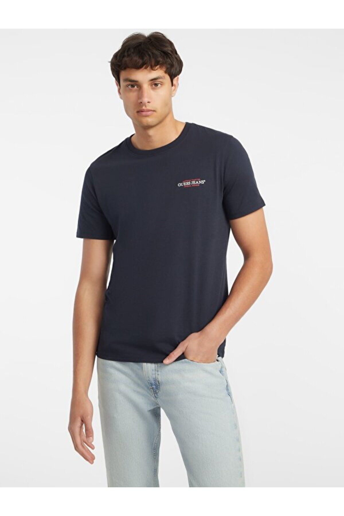 تی شرت آبی مردانه مناسب شلوار جین Guess
