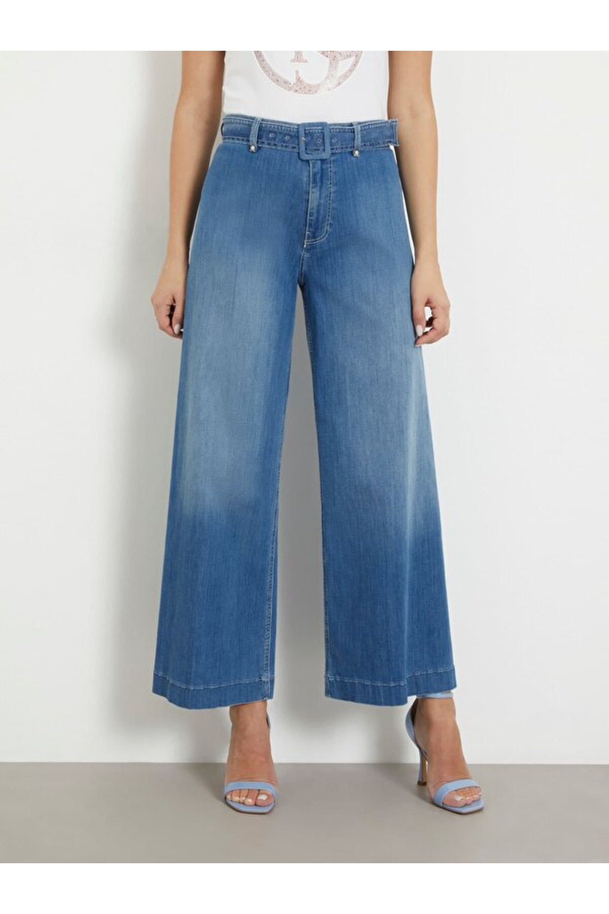 Guess-Dakota Γυναικεία κανονική εφαρμογή Jean 1