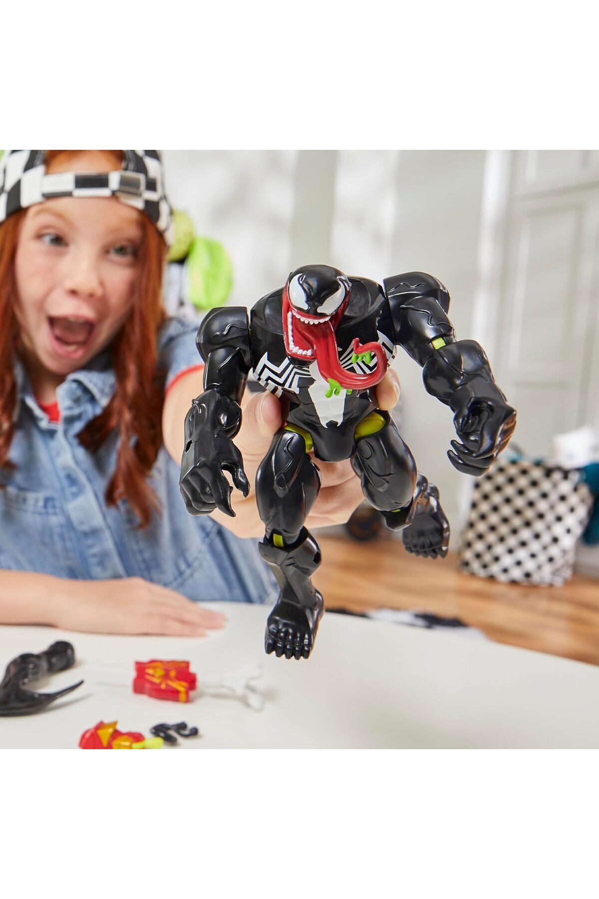 Cici Oyuncak MixMashers Venom Custom Mix-And-Match Örümcek Adam