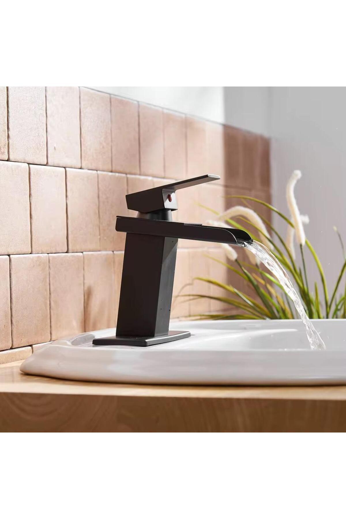 RENA DESIGN LAVABO BATARYASI MAT SİYAH ŞELALE KARE GÖVDE EĞİMLİ HAVZA BANYO ARMATÜR ÇİFT GİRİŞ LÜKS ERGONAMİK