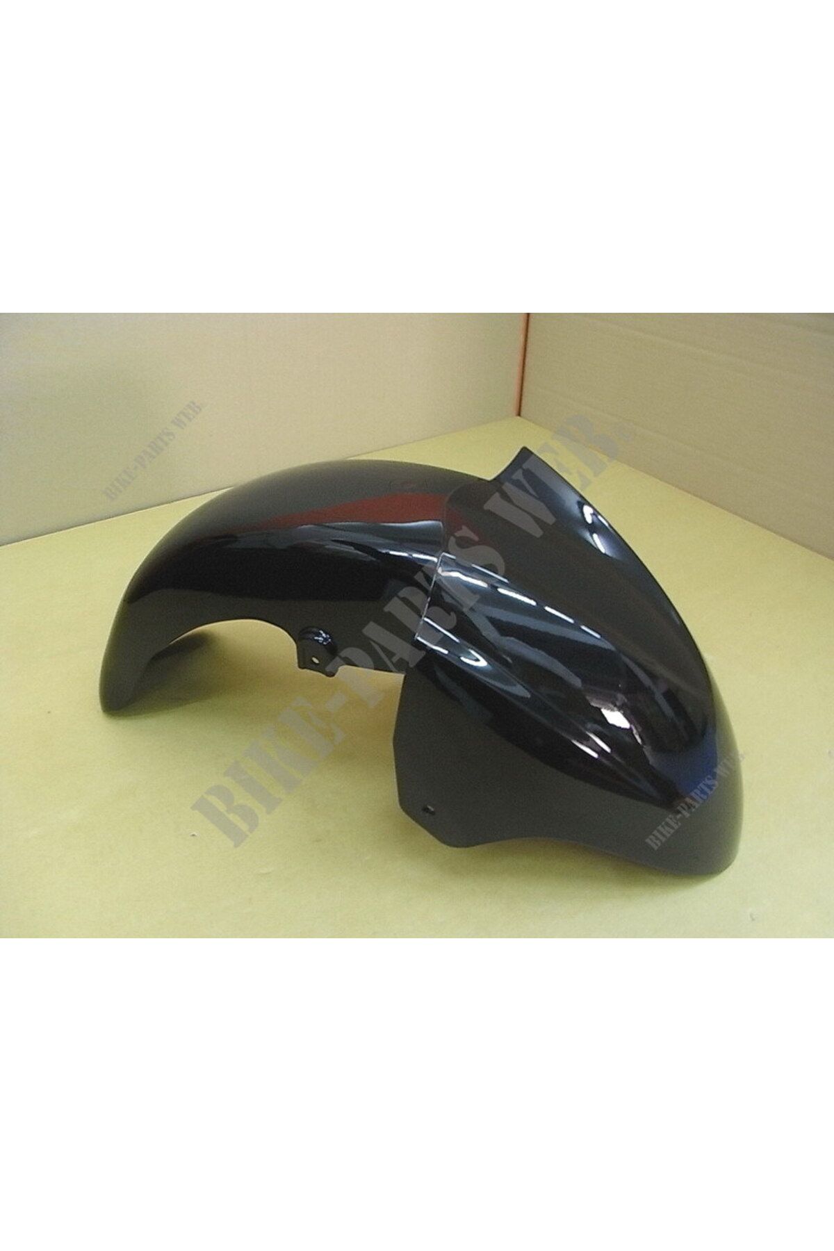 SYM GTS250 ÖN ÇAMURLUK PARLAK SİYAH 61100-HMA-000-KX