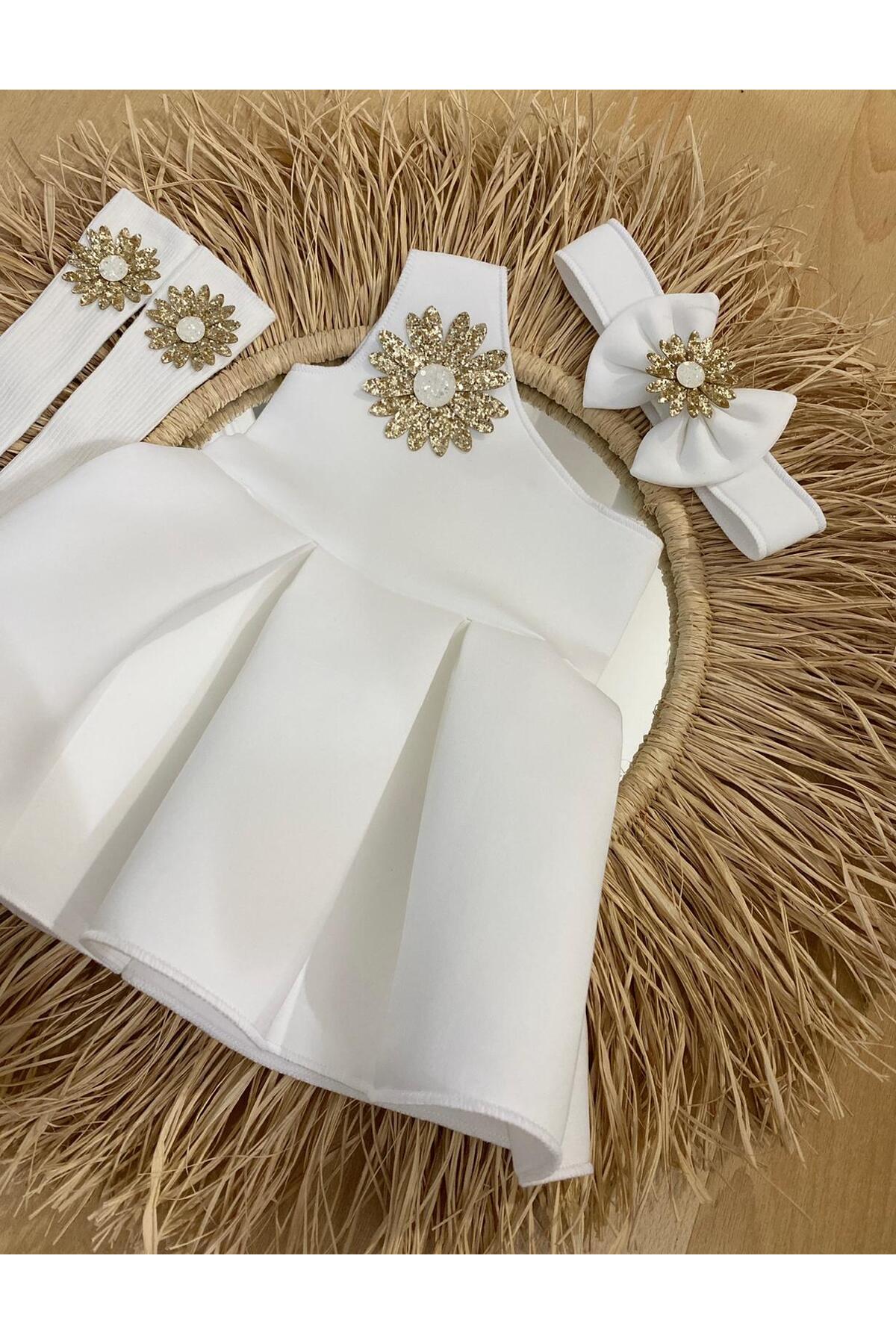 EBRU ÖZÖRGÜCÜ Kız çocuk papatyalı elbise çorap ve bandana 3 parça set fotoğrafı 2 (önizleme)