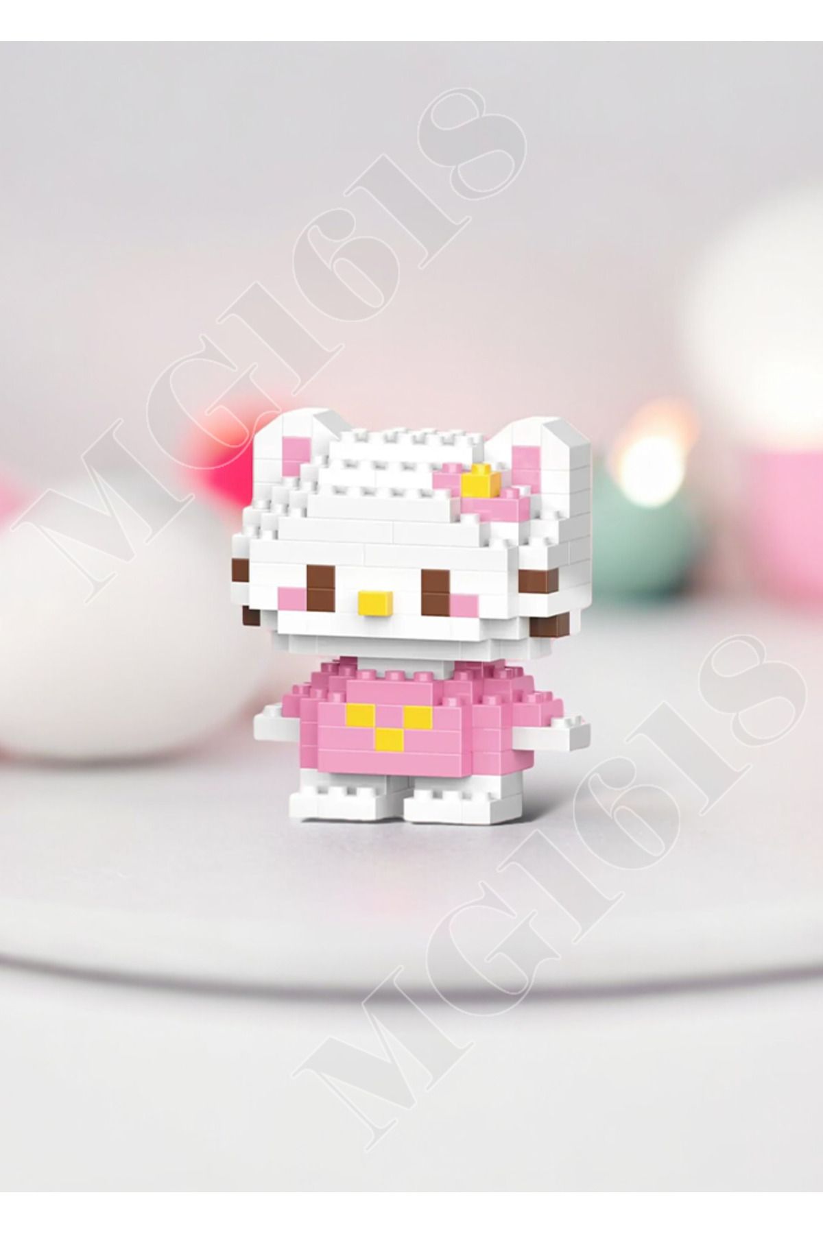 پازل سه‌بعدی طرح گربه کیتی Hello Kitty | مناسب هدیه برای کودکان بالای ۱۴ سال Bricks