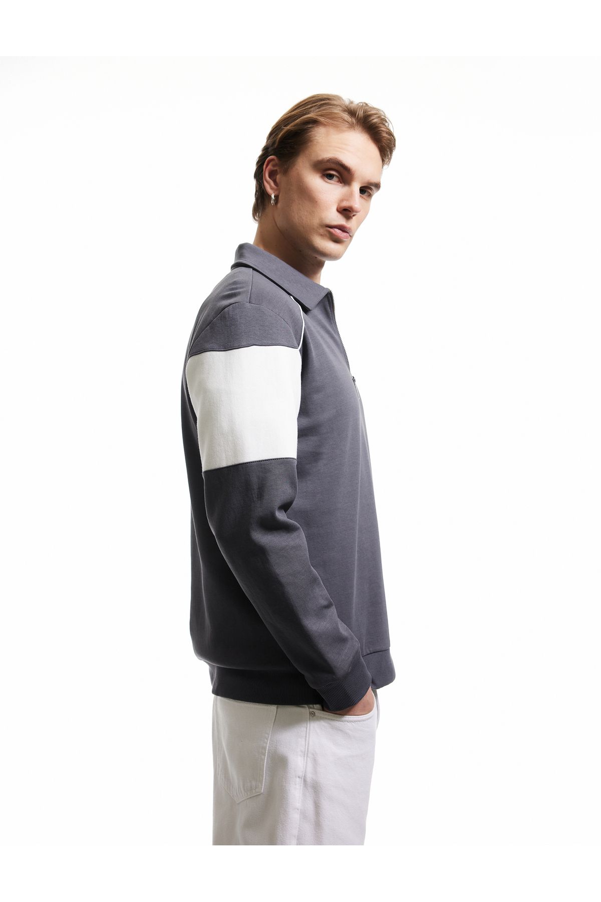 Koton Yeni Sezon Pamuklu Renk Bloklu Uzun Kollu Yarım Fermuarlı Sweatshirt