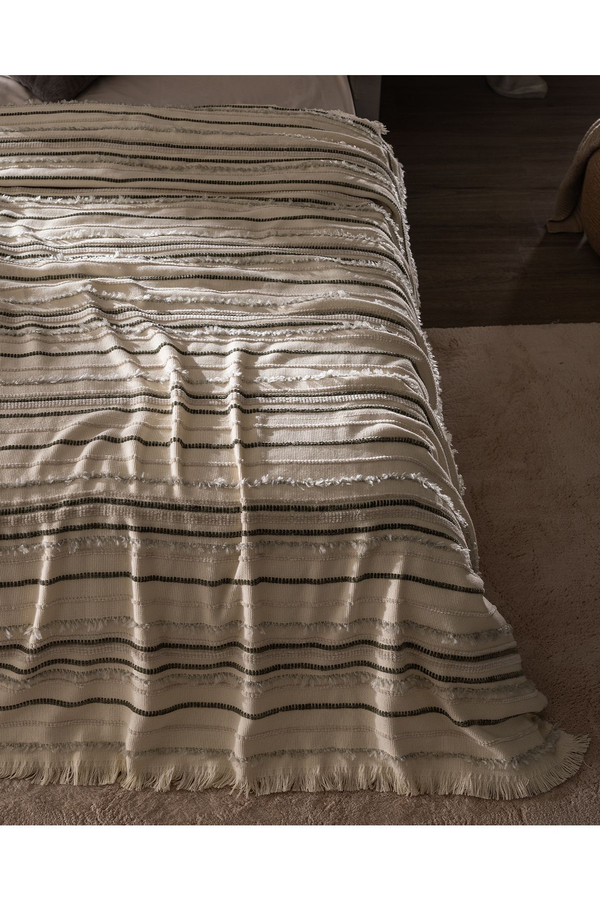Madame Coco-Two-Person Bedspread - Ecru/Earth 4