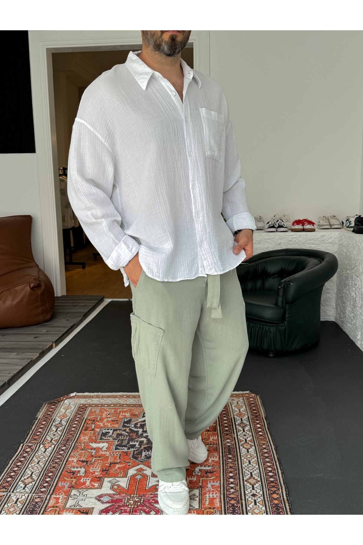 complete the look image