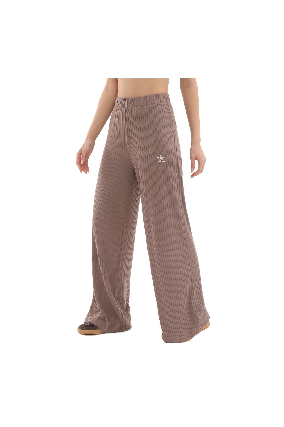 adidas-Jd0768-K Women's Ess Wr Pant, Six Stripe and Coffee Color 2