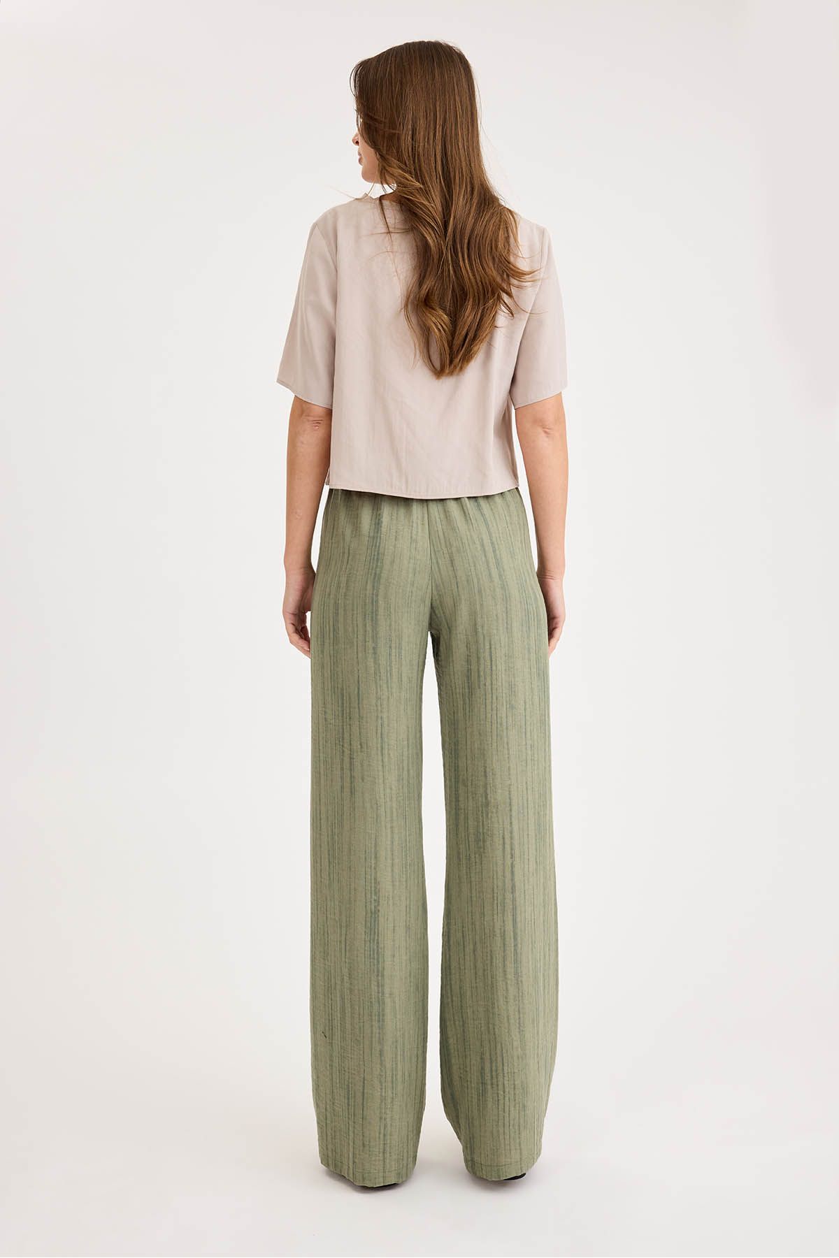 Vitrin-Patterned Wide Leg Trousers with Elastic Waist 4