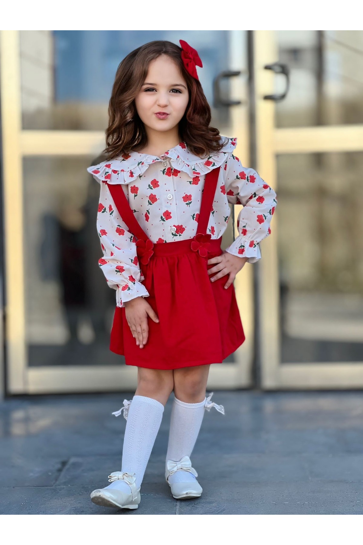 Trend Bebe Butik Kız Çocuk 2’li Takım Askılı Kırmızı Jile Elbise Çiçek Desenli Fırfırlı Gömlek Özel Günler Şık Kombin fotoğrafı 3 (önizleme)
