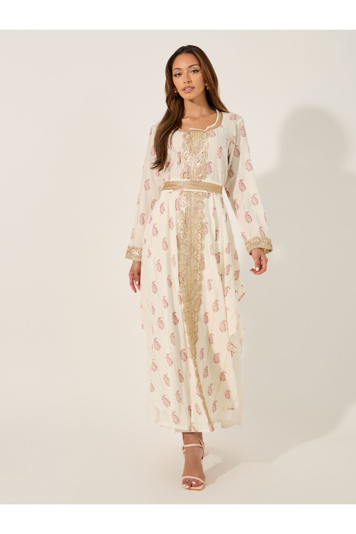 Styli-Printed Round Neck Lace Insert Belted Kaftan 1